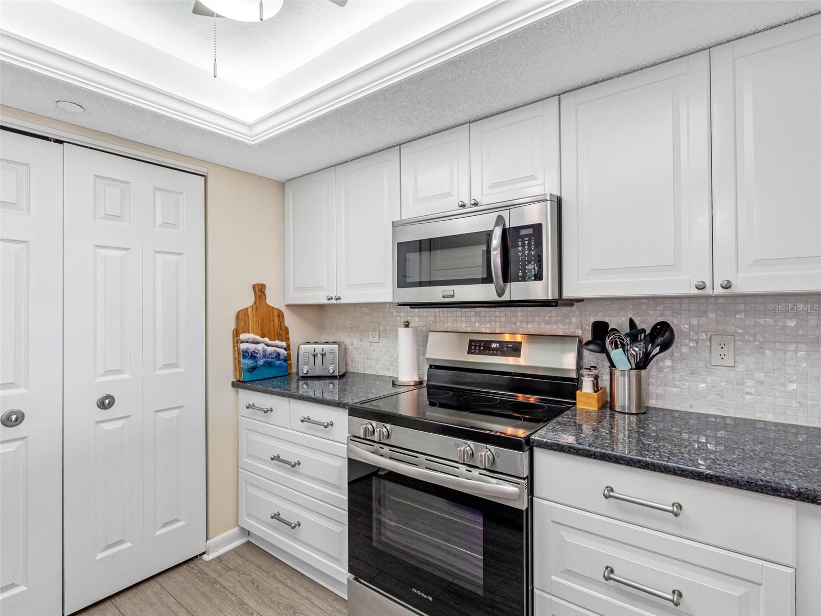 1300 GULF BLVD #301, INDIAN ROCKS BEACH, FL, 33785