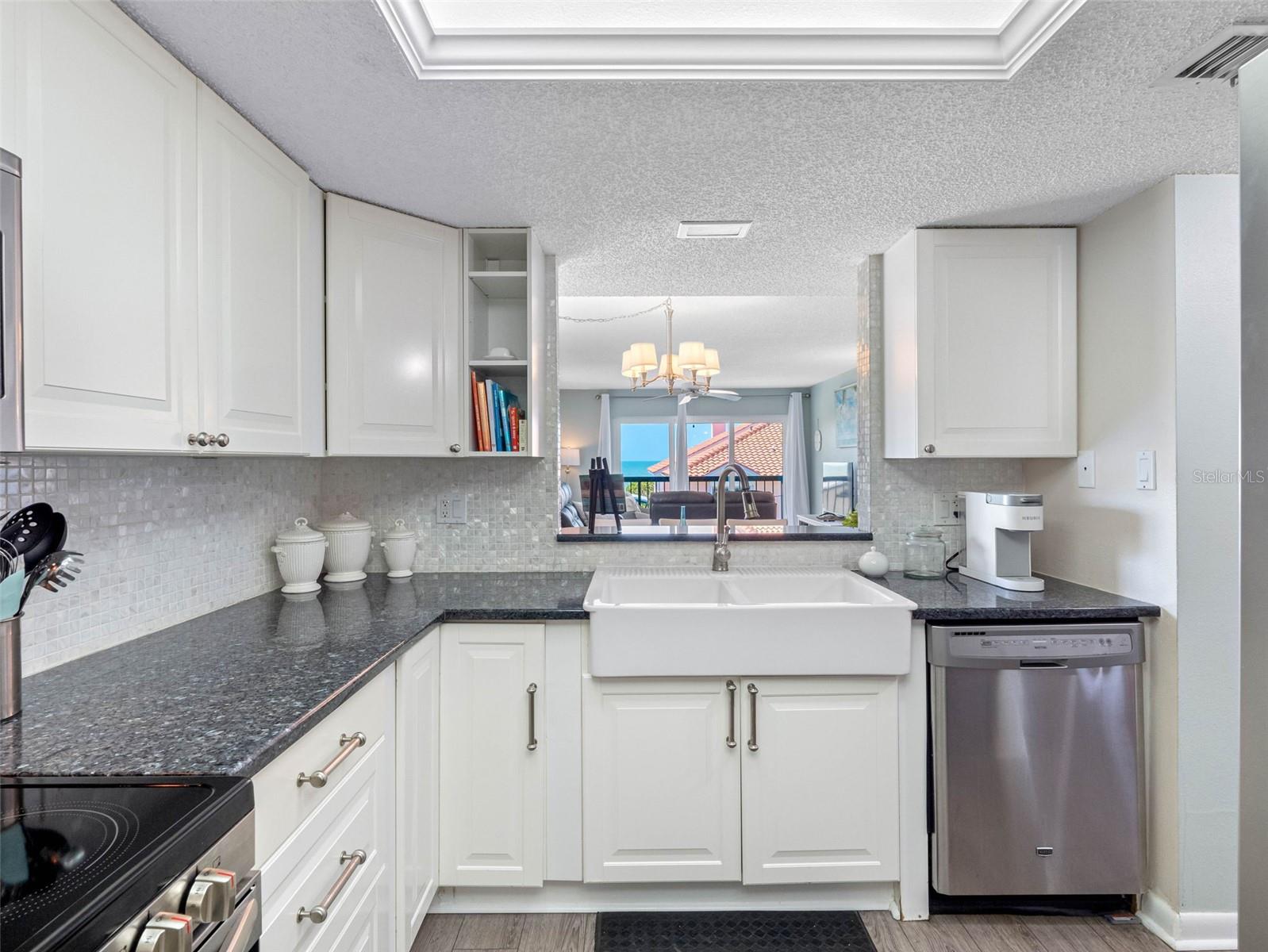 1300 GULF BLVD #301, INDIAN ROCKS BEACH, FL, 33785