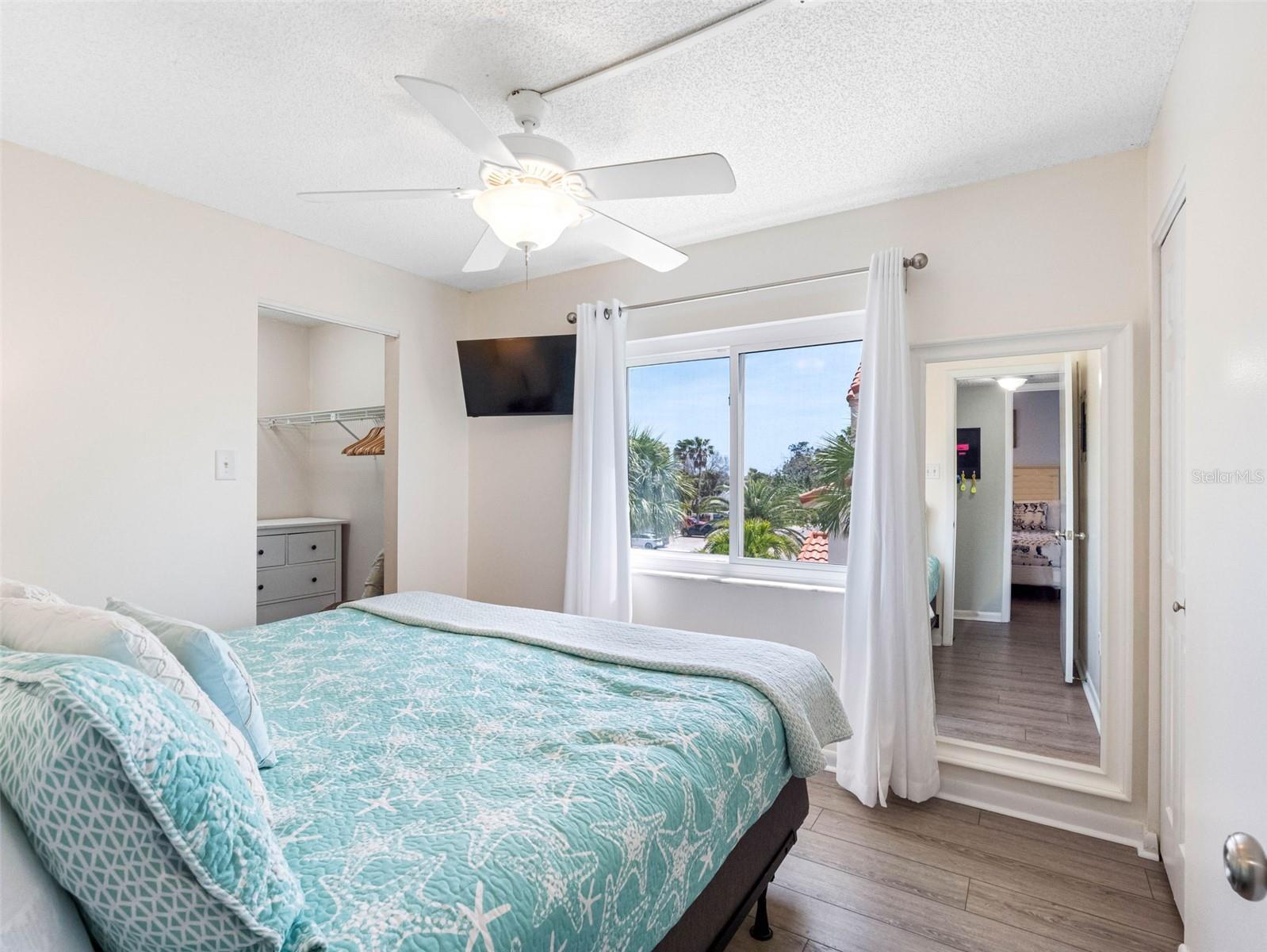 1300 GULF BLVD #301, INDIAN ROCKS BEACH, FL, 33785