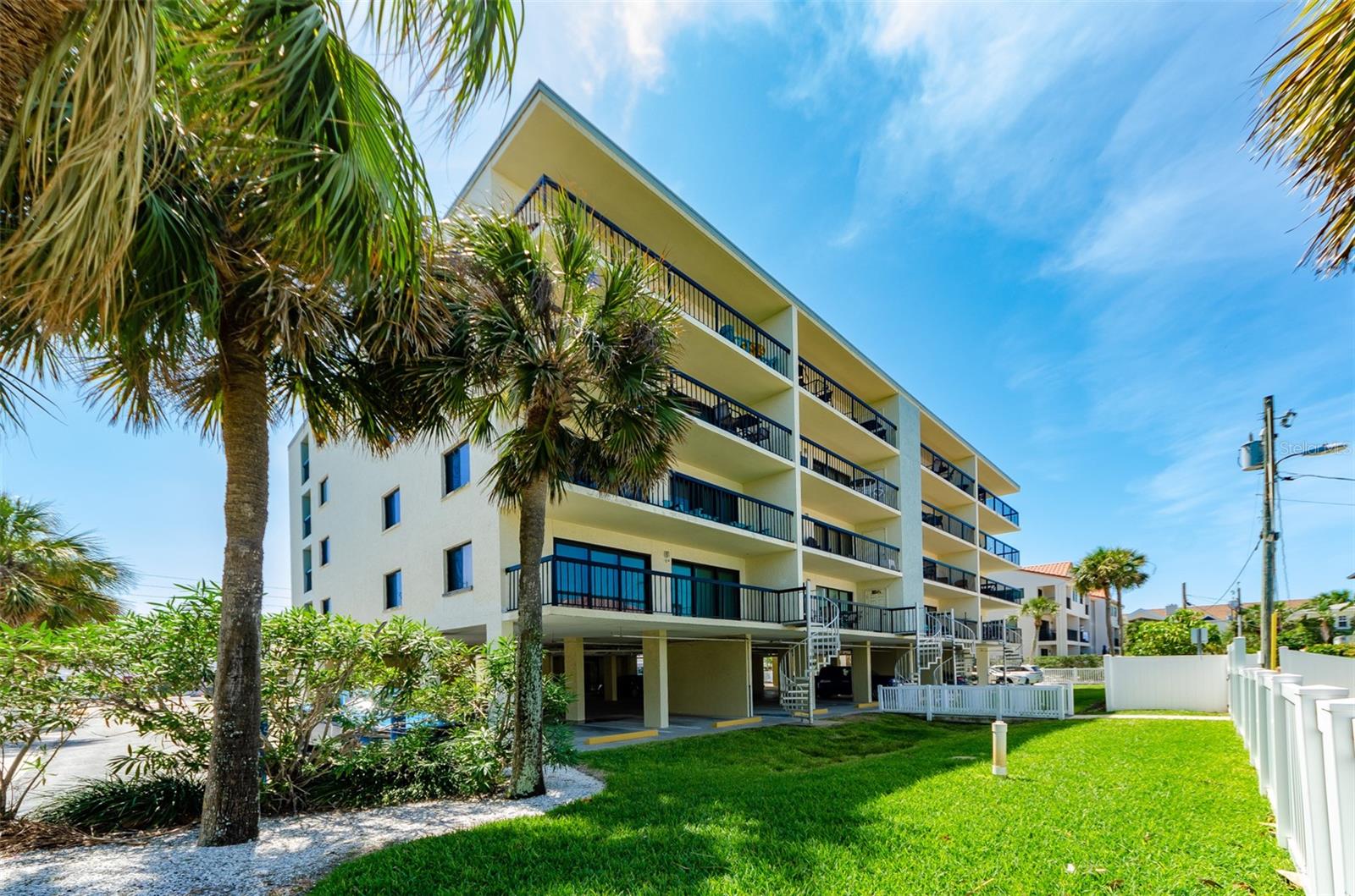 1300 GULF BLVD #301, INDIAN ROCKS BEACH, FL, 33785