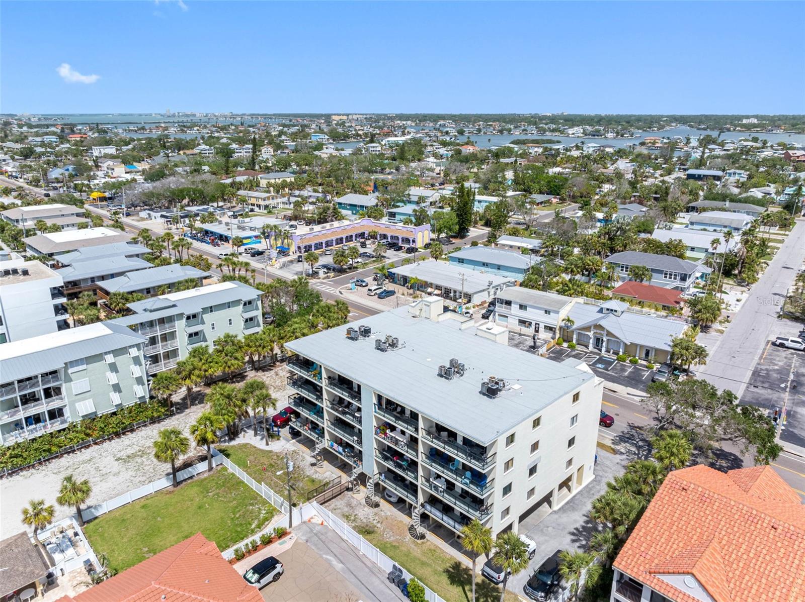 1300 GULF BLVD #301, INDIAN ROCKS BEACH, FL, 33785
