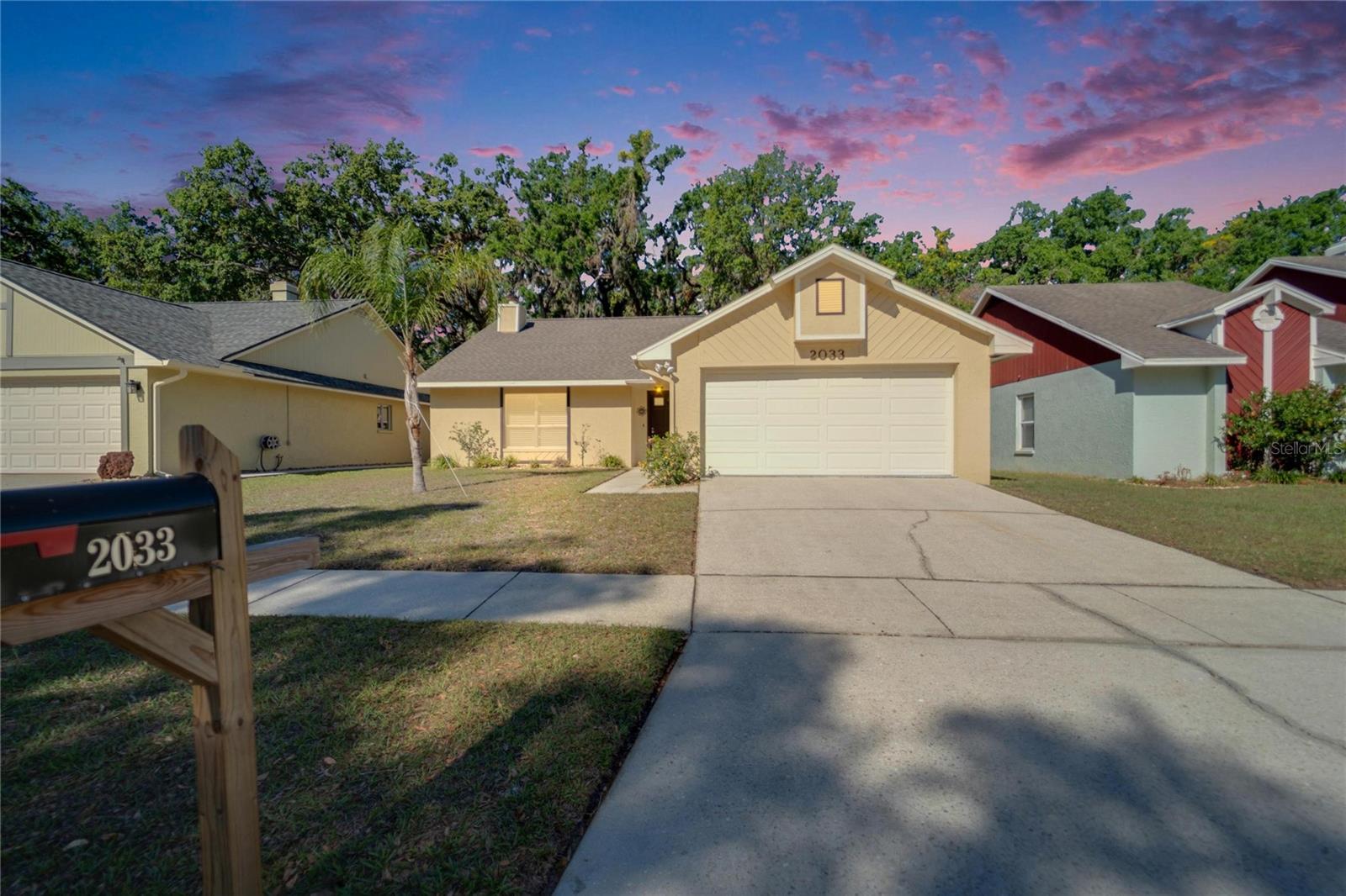 2033 SHADOW PINE DR, BRANDON, FL, 33511