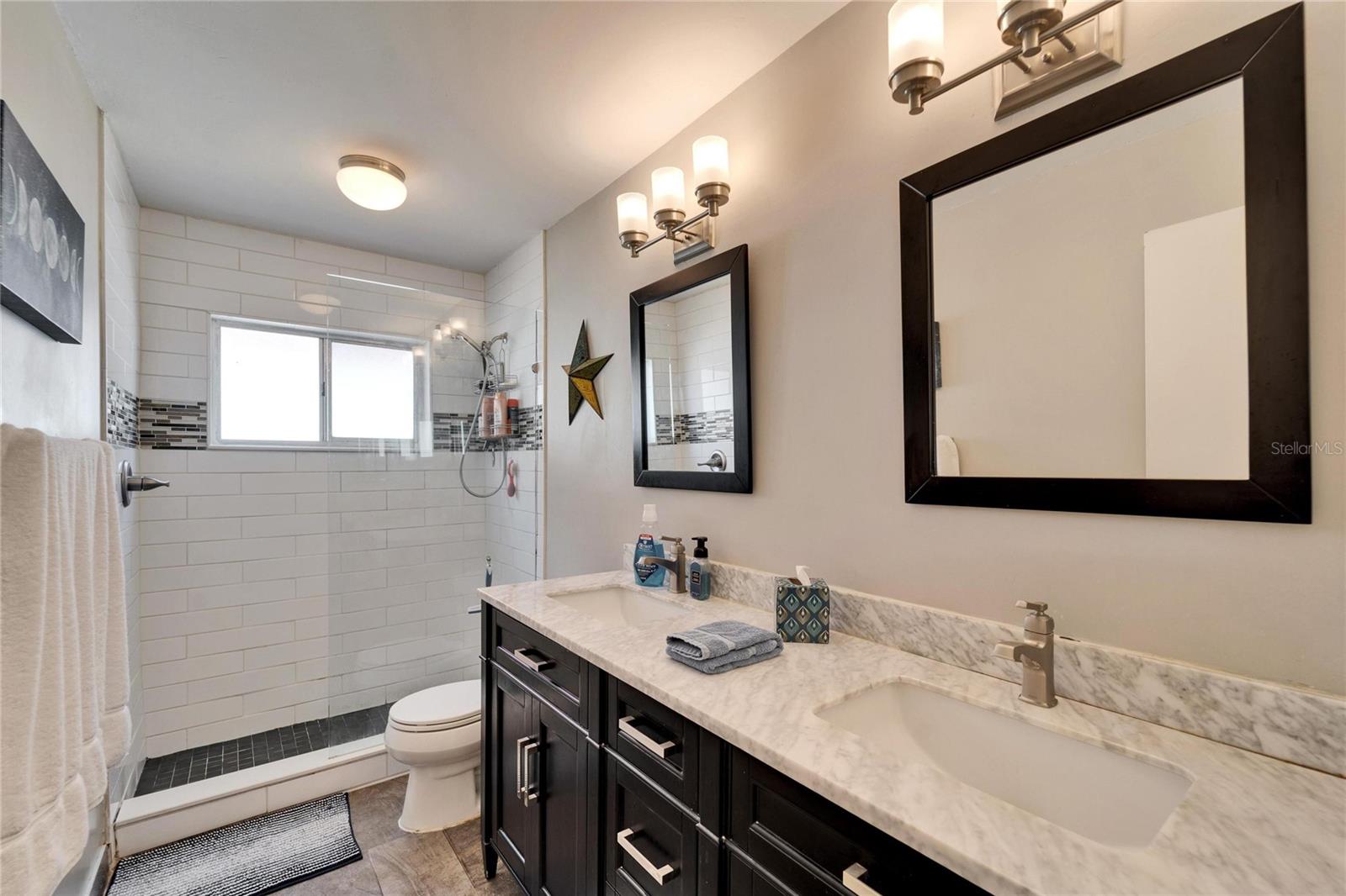 2033 SHADOW PINE DR, BRANDON, FL, 33511