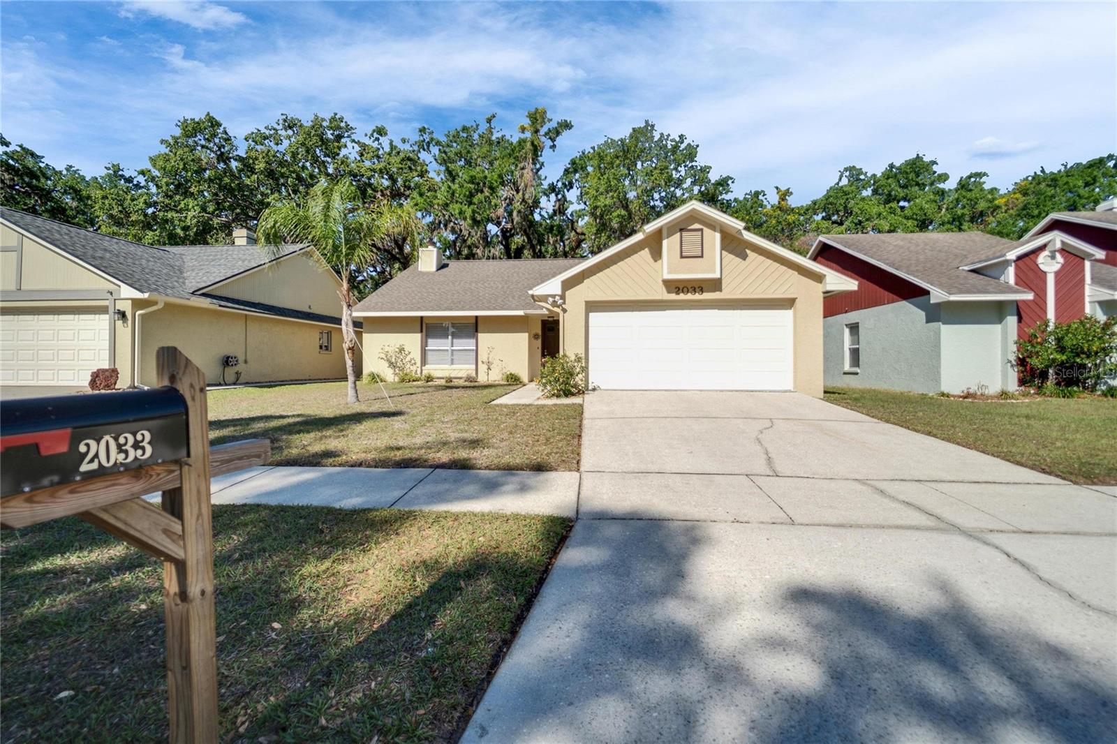 2033 SHADOW PINE DR, BRANDON, FL, 33511