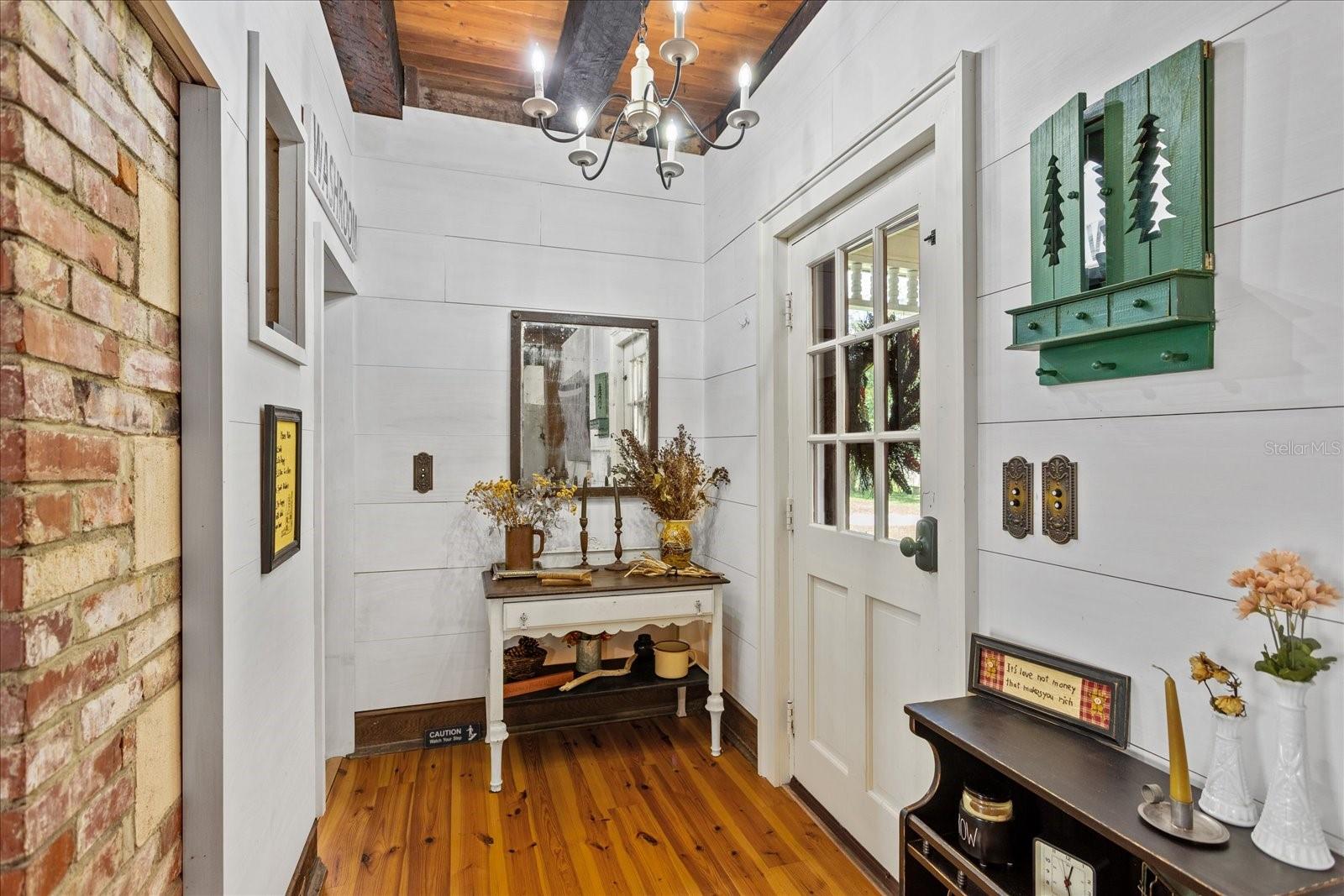 23730 FRANKLIN AVE, SORRENTO, FL, 32776