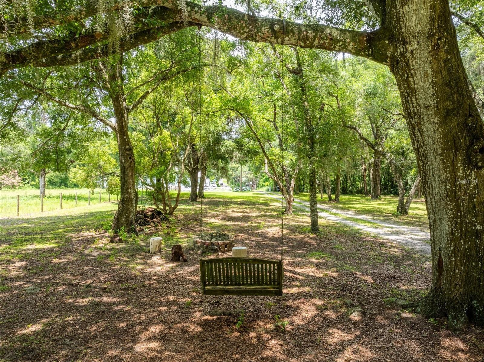 23730 FRANKLIN AVE, SORRENTO, FL, 32776