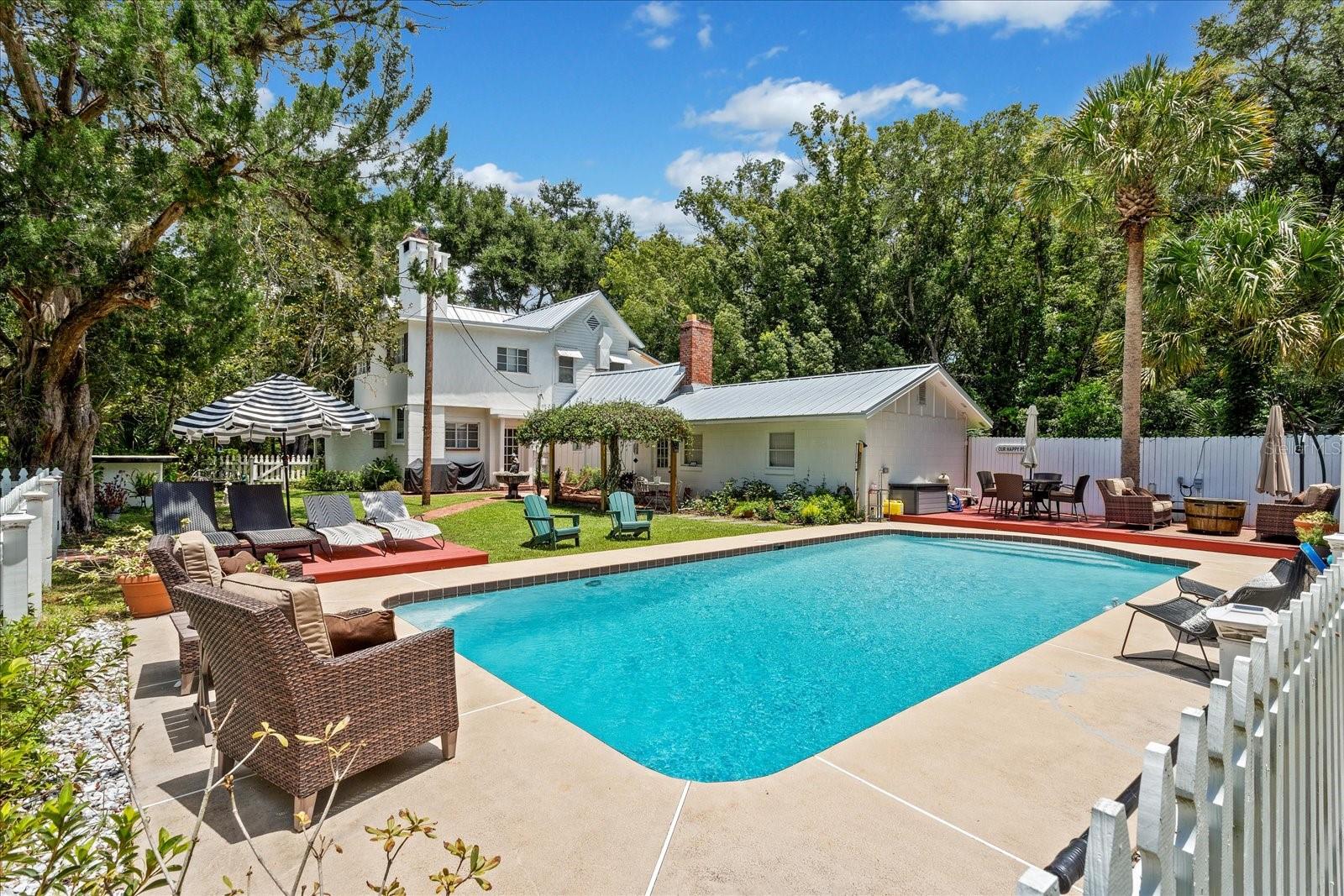 23730 FRANKLIN AVE, SORRENTO, FL, 32776