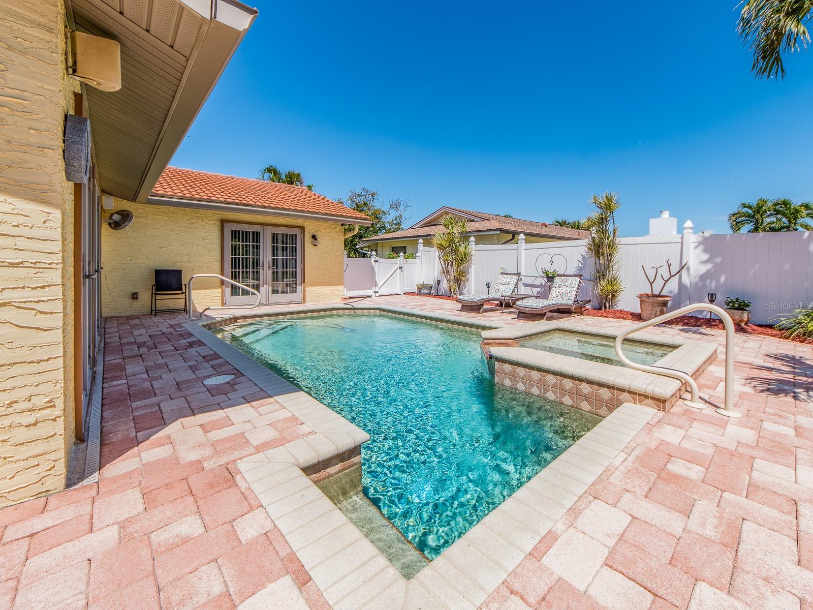 1140 81ST ST S, ST PETERSBURG, FL, 33707