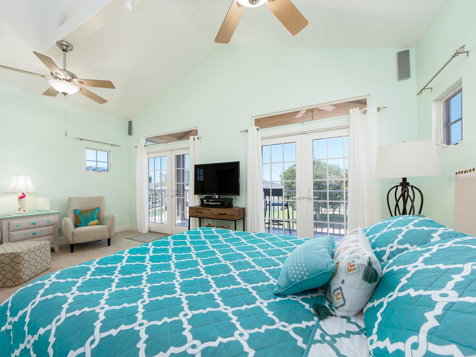 1140 81ST ST S, ST PETERSBURG, FL, 33707