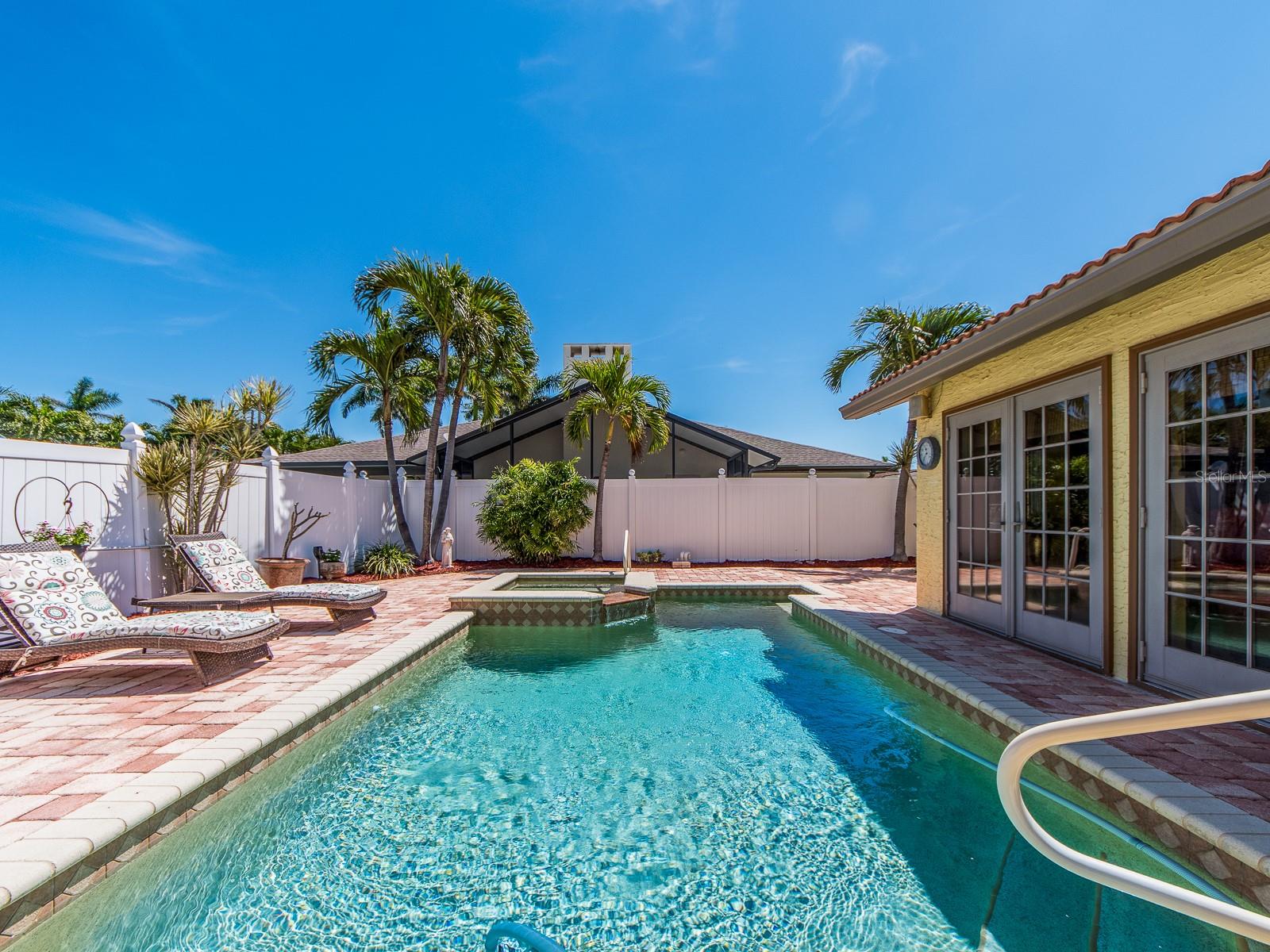 1140 81ST ST S, ST PETERSBURG, FL, 33707