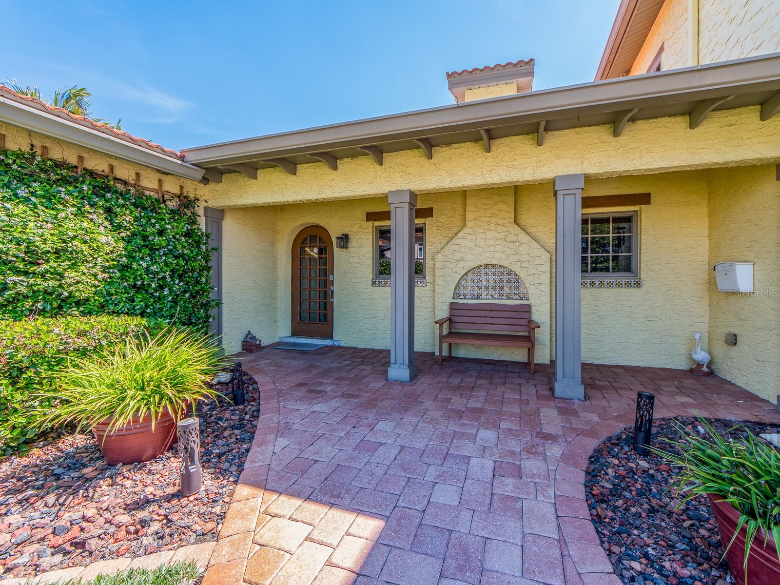 1140 81ST ST S, ST PETERSBURG, FL, 33707