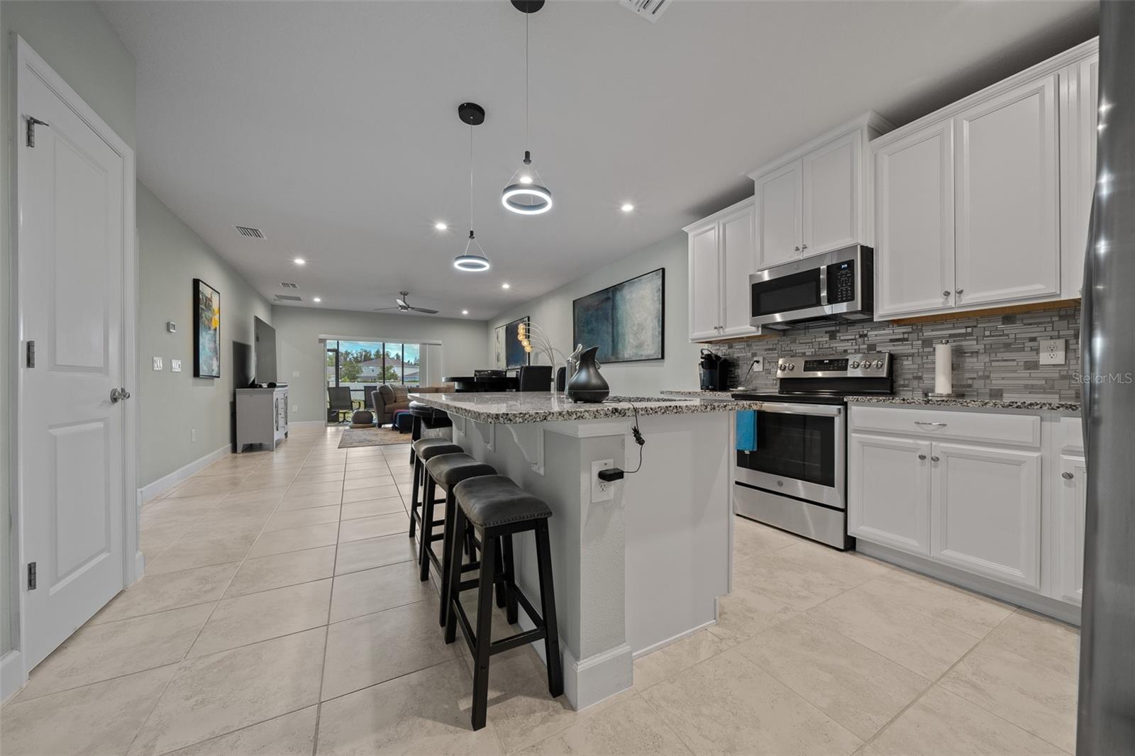 17663 TURNING LEAF CIR, LAND O LAKES, FL, 34638