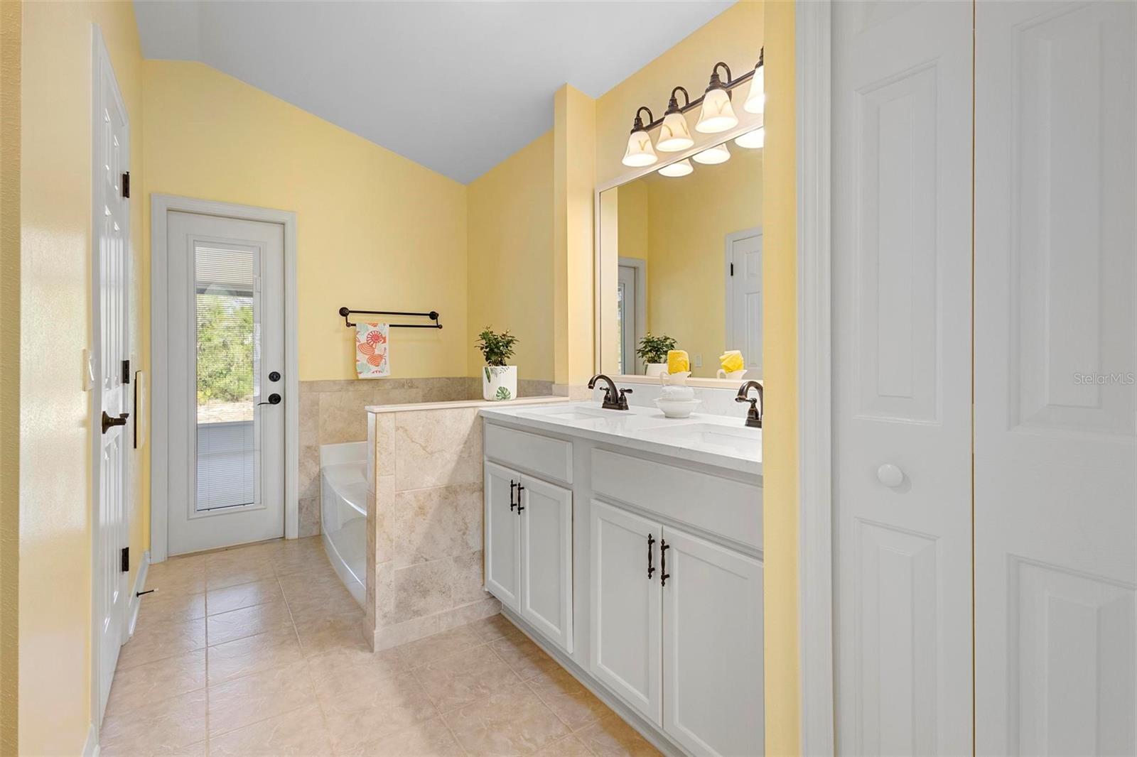2530 LEONARD DR, DELTONA, FL, 32725