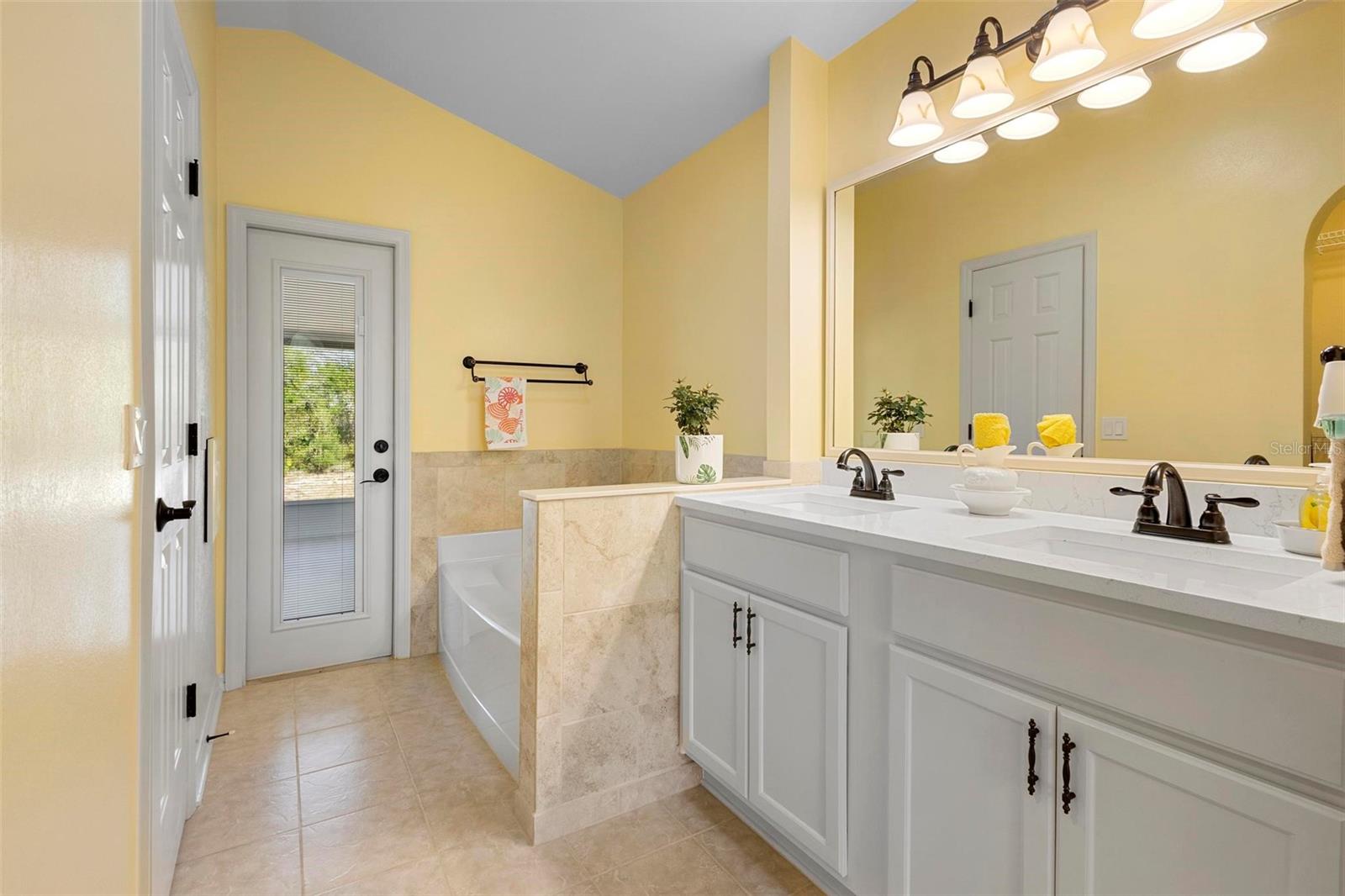 2530 LEONARD DR, DELTONA, FL, 32725