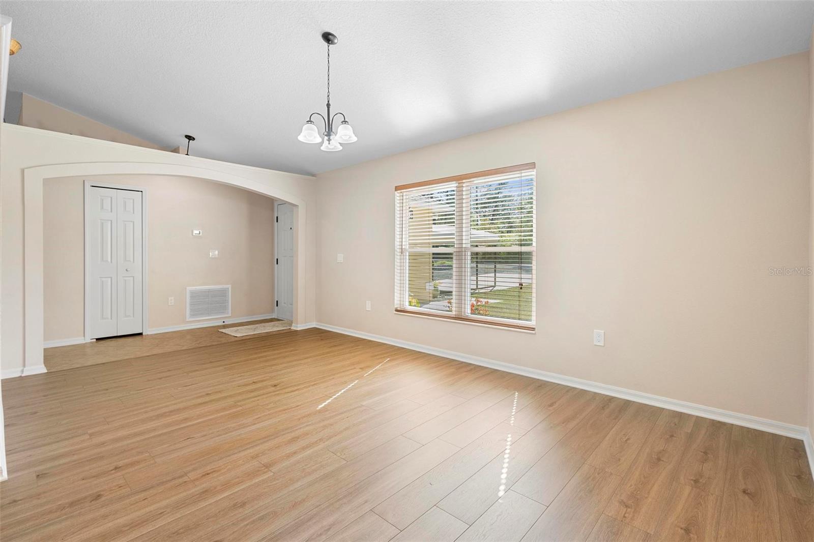 2530 LEONARD DR, DELTONA, FL, 32725