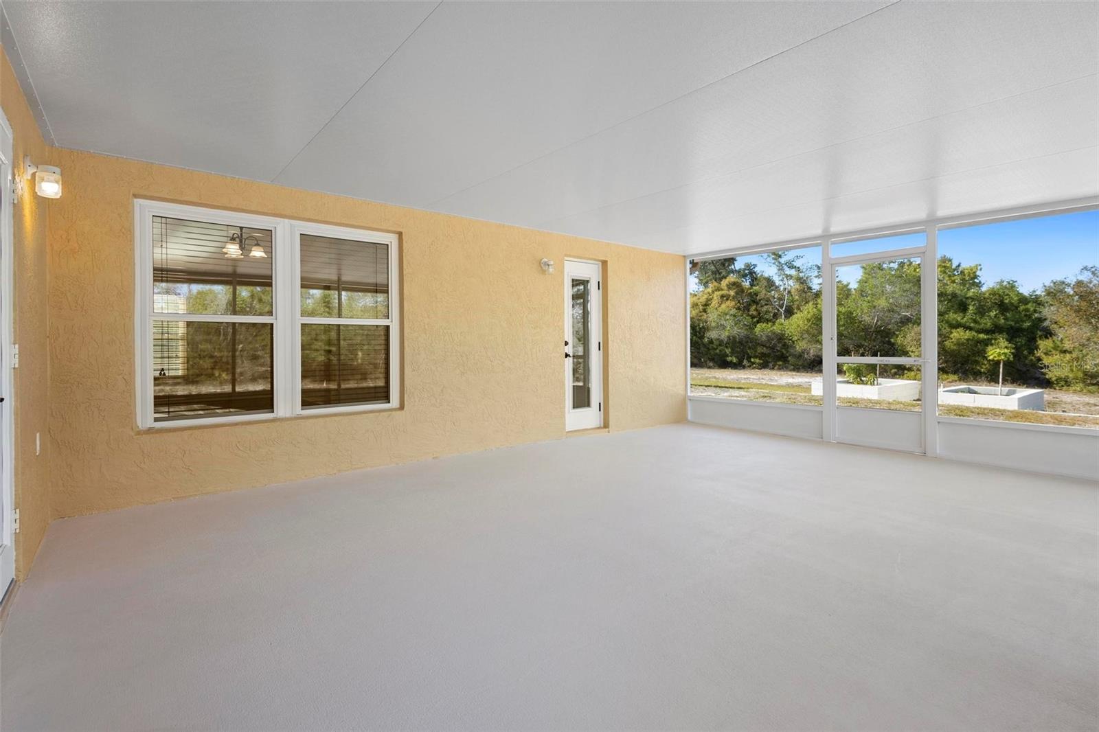 2530 LEONARD DR, DELTONA, FL, 32725