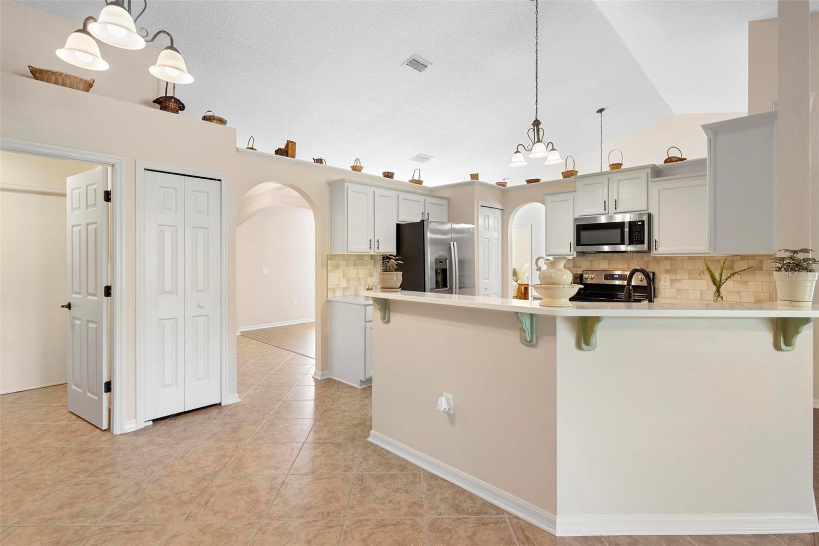 2530 LEONARD DR, DELTONA, FL, 32725