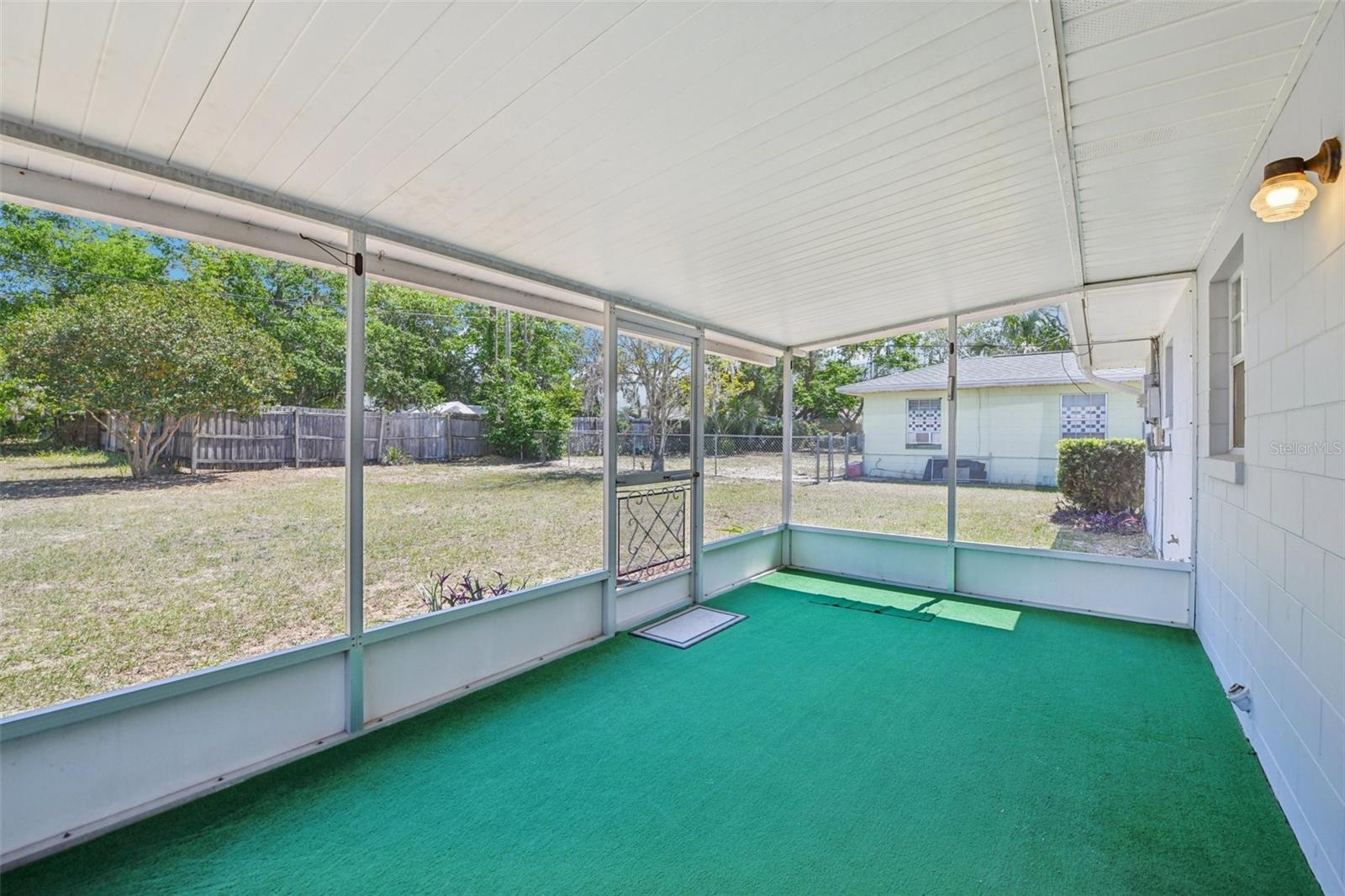 1125 HILLCREST CT, EUSTIS, FL, 32726