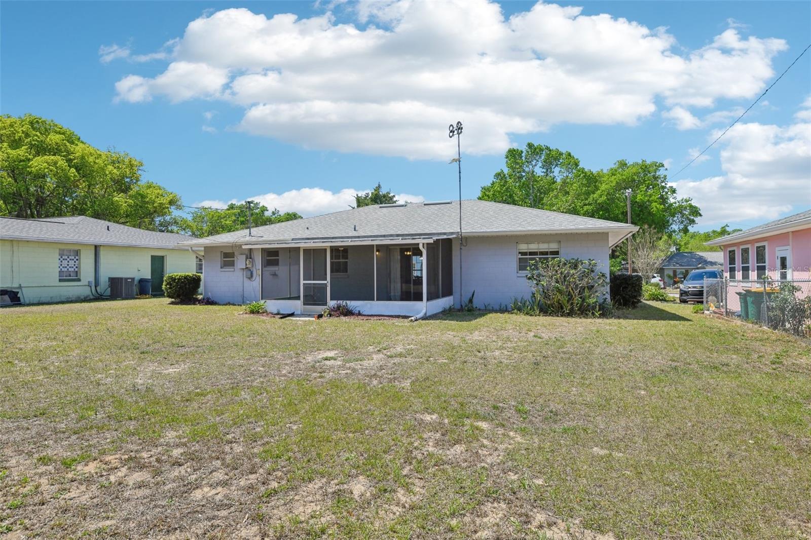 1125 HILLCREST CT, EUSTIS, FL, 32726