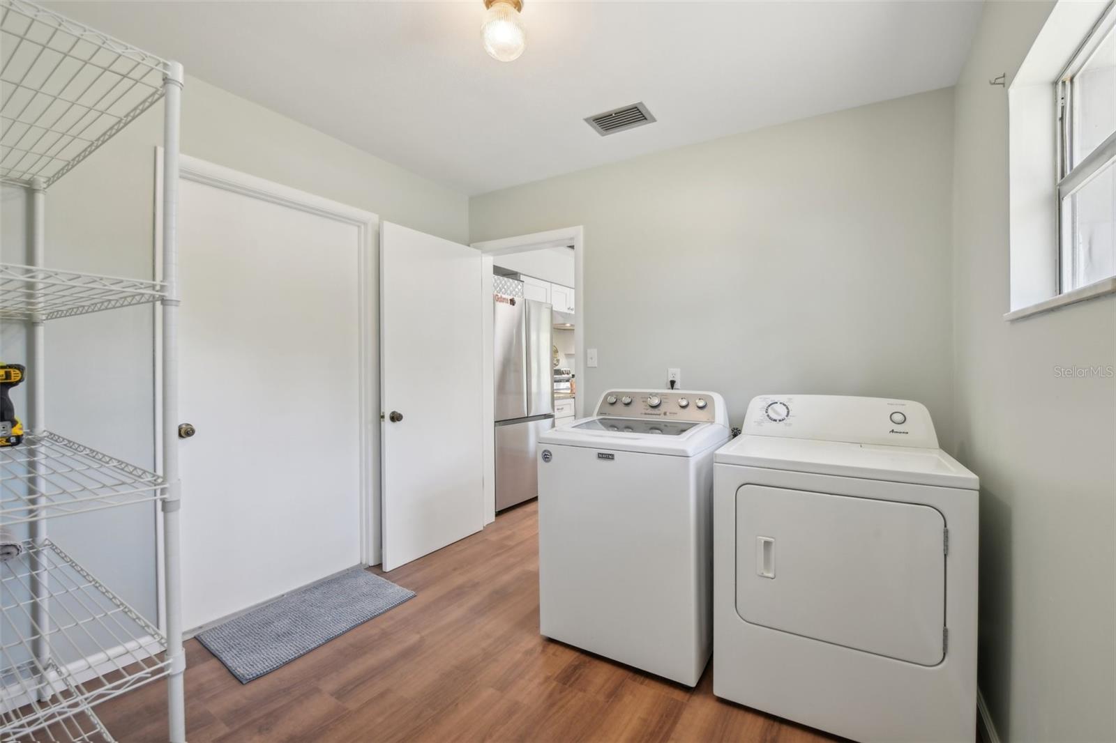 1125 HILLCREST CT, EUSTIS, FL, 32726