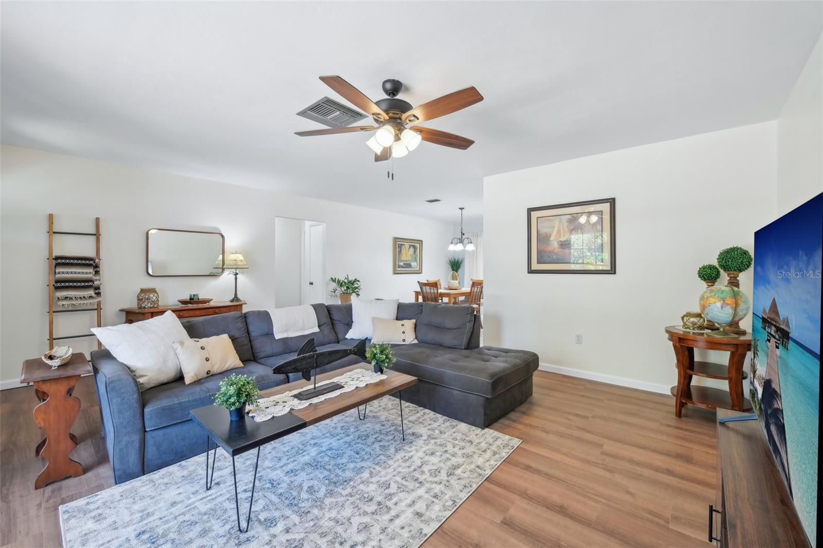 1125 HILLCREST CT, EUSTIS, FL, 32726