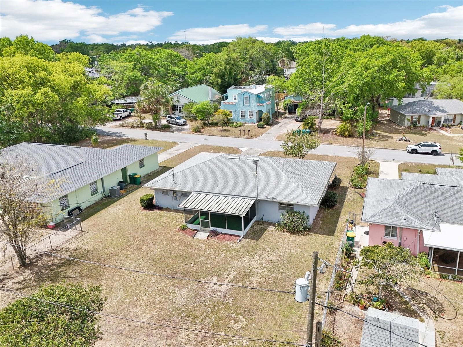 1125 HILLCREST CT, EUSTIS, FL, 32726