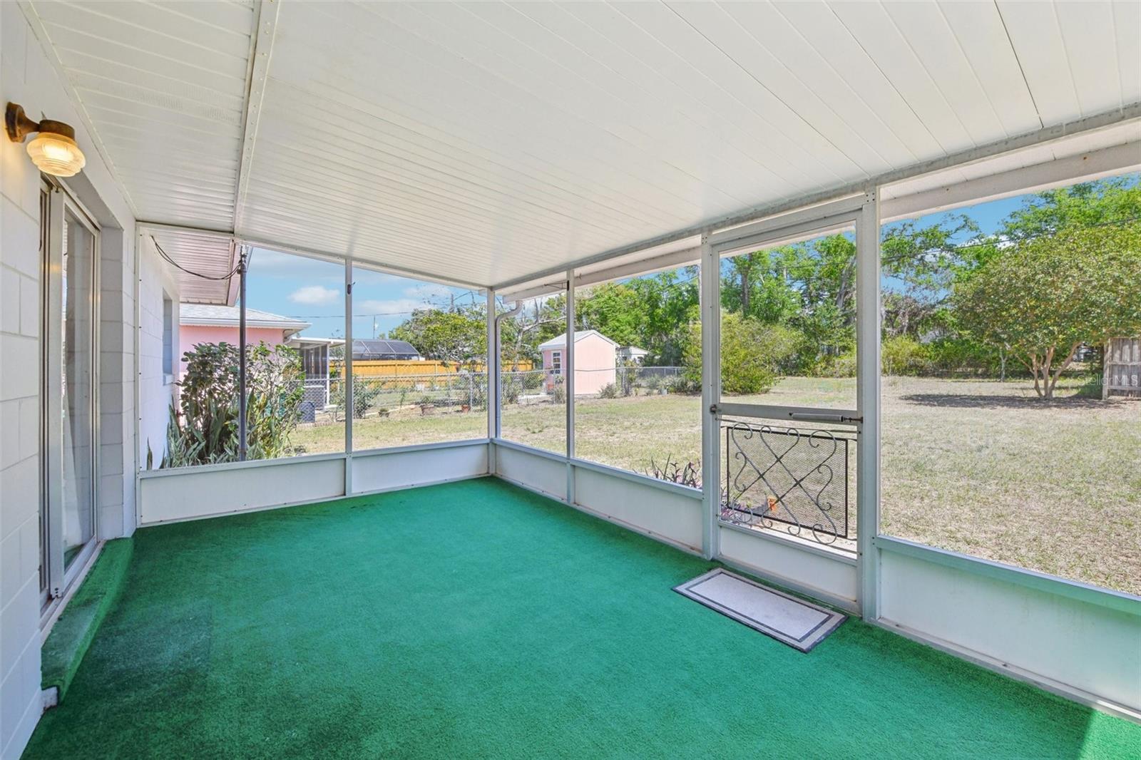 1125 HILLCREST CT, EUSTIS, FL, 32726