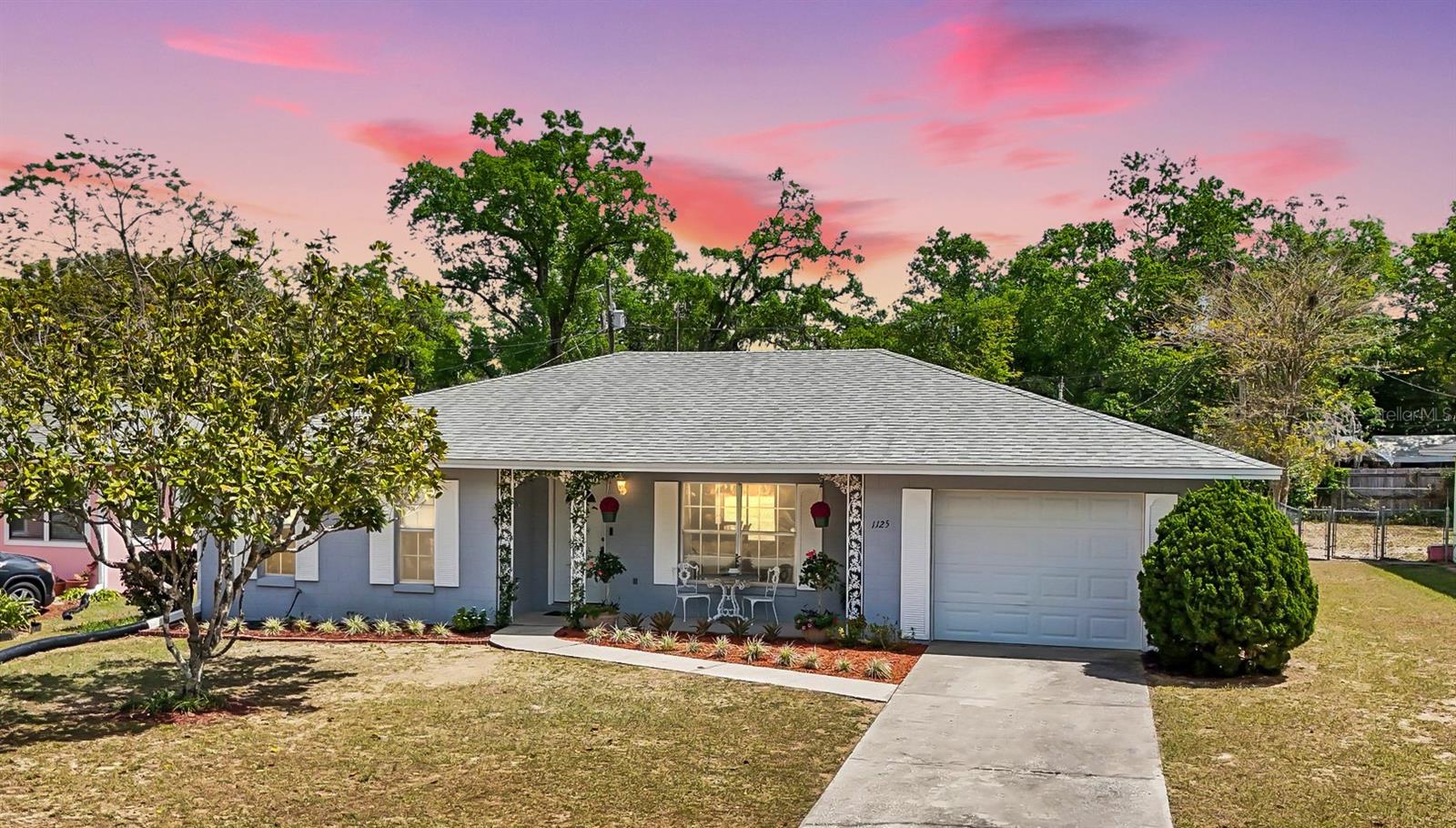 1125 HILLCREST CT, EUSTIS, FL, 32726