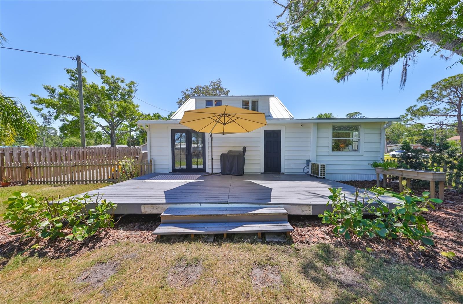 609 4TH AVE SW, RUSKIN, FL, 33570