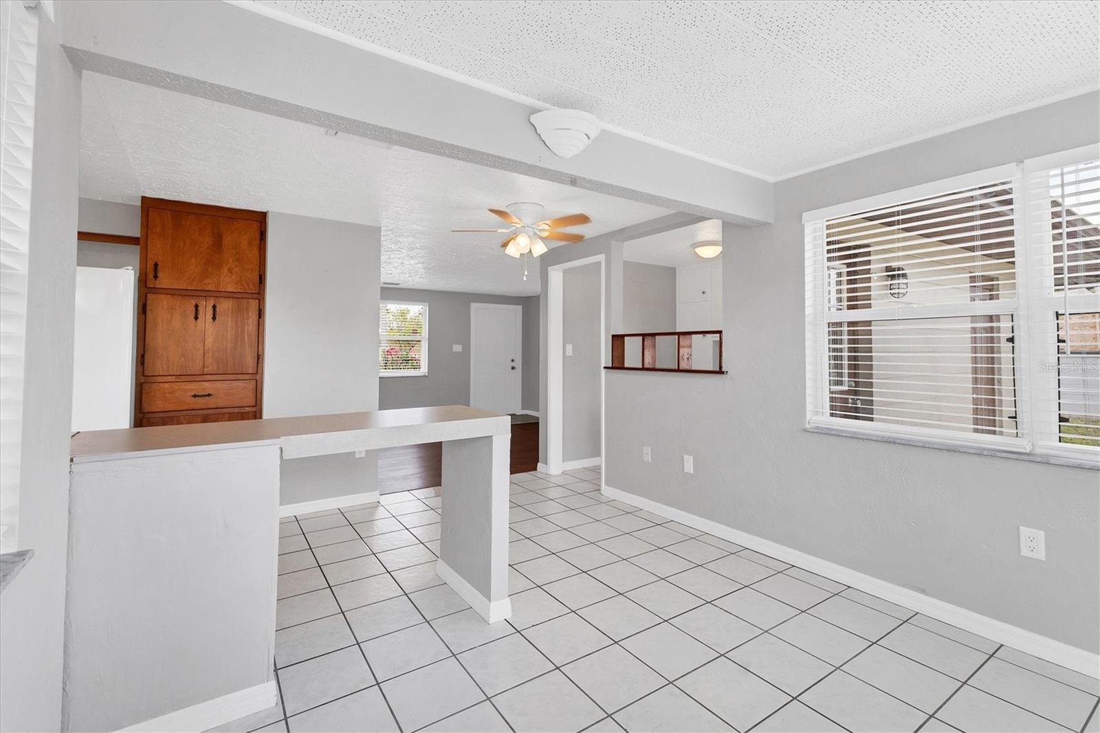 2105 LEE LANE, SARASOTA, FL, 34231
