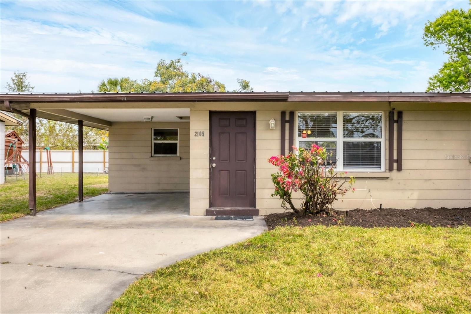 2105 LEE LANE, SARASOTA, FL, 34231