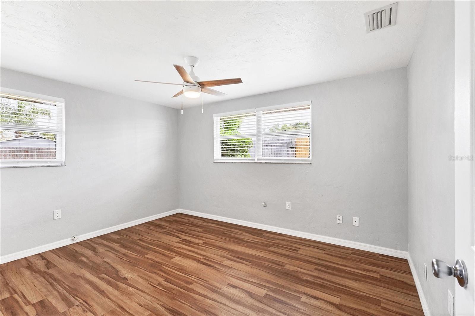 2105 LEE LANE, SARASOTA, FL, 34231