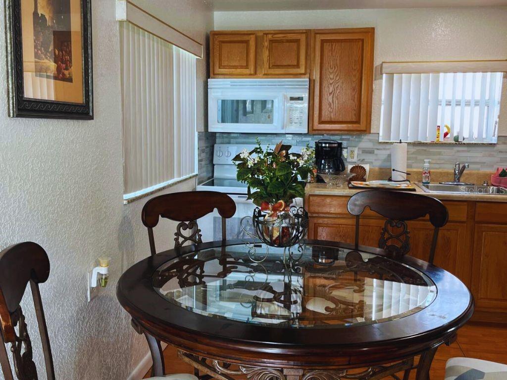 427 1ST ST #REAR, OCOEE, FL, 34761