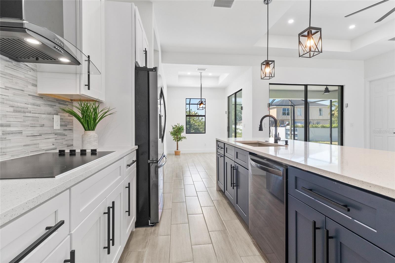 2032 NE 20TH TER, CAPE CORAL, FL, 33909