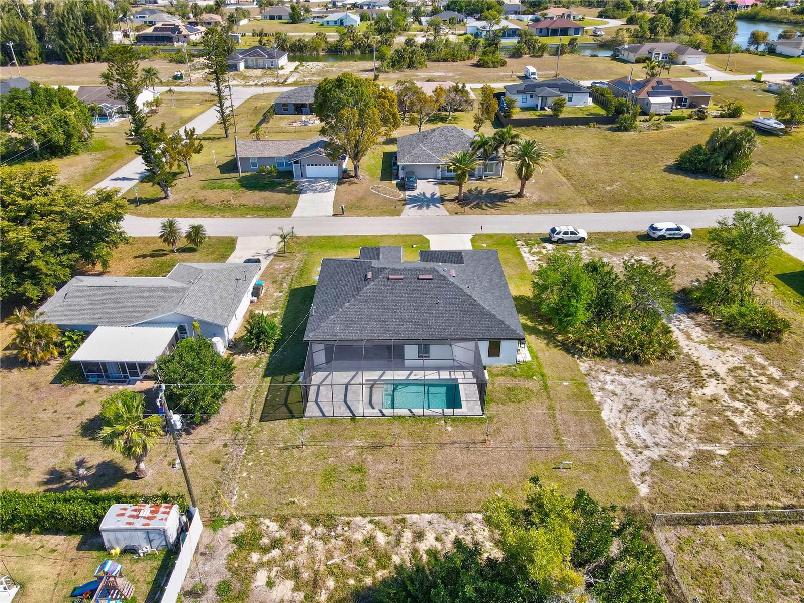 2032 NE 20TH TER, CAPE CORAL, FL, 33909