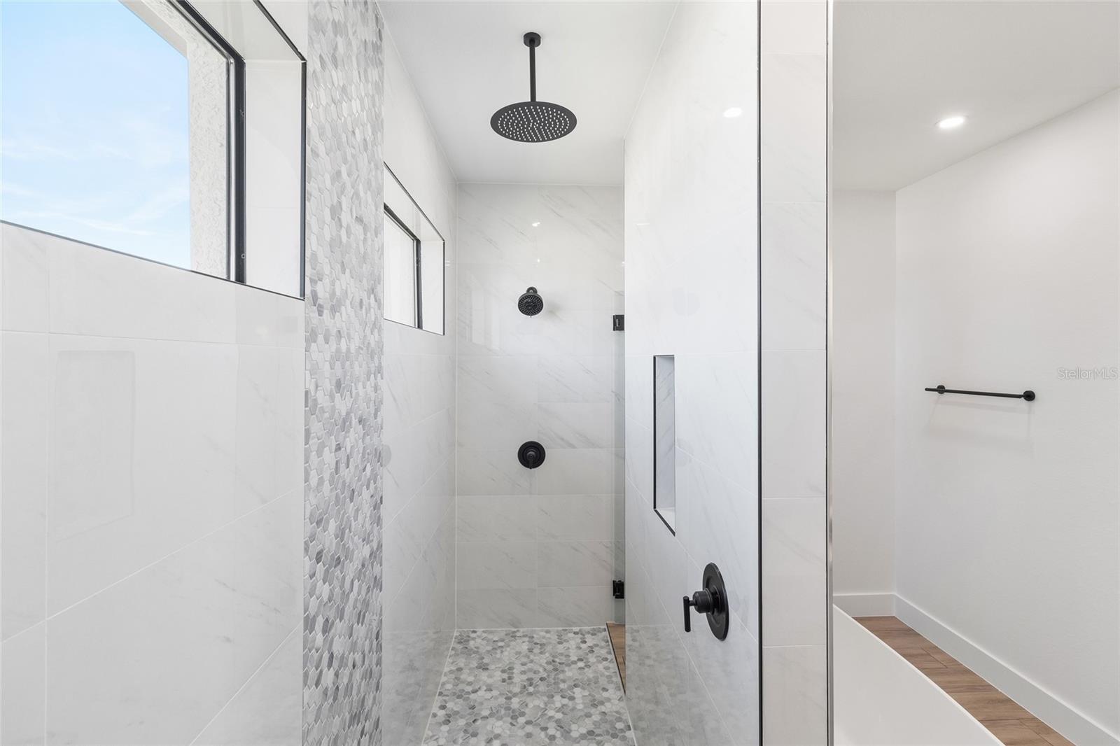 2032 NE 20TH TER, CAPE CORAL, FL, 33909