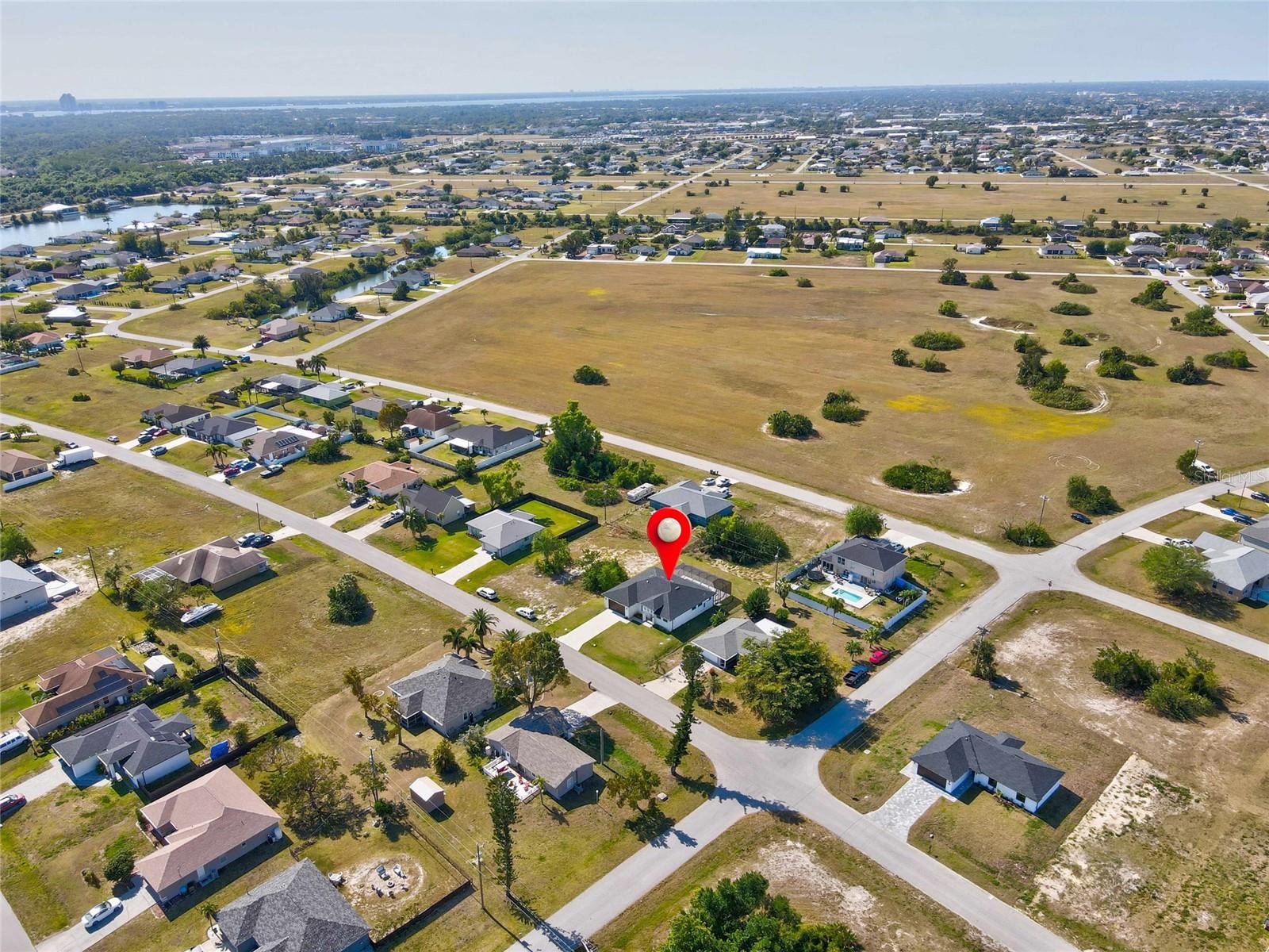 2032 NE 20TH TER, CAPE CORAL, FL, 33909