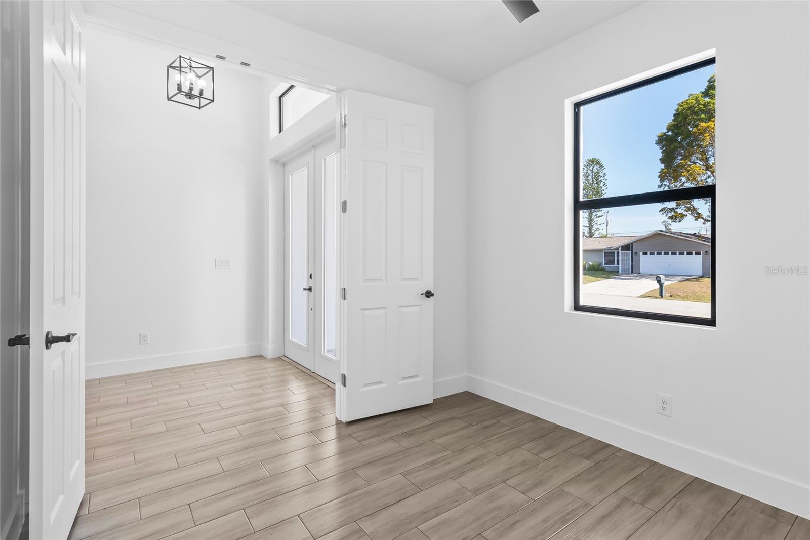 2032 NE 20TH TER, CAPE CORAL, FL, 33909