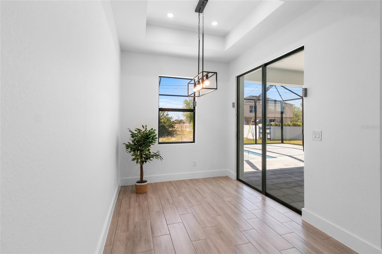 2032 NE 20TH TER, CAPE CORAL, FL, 33909