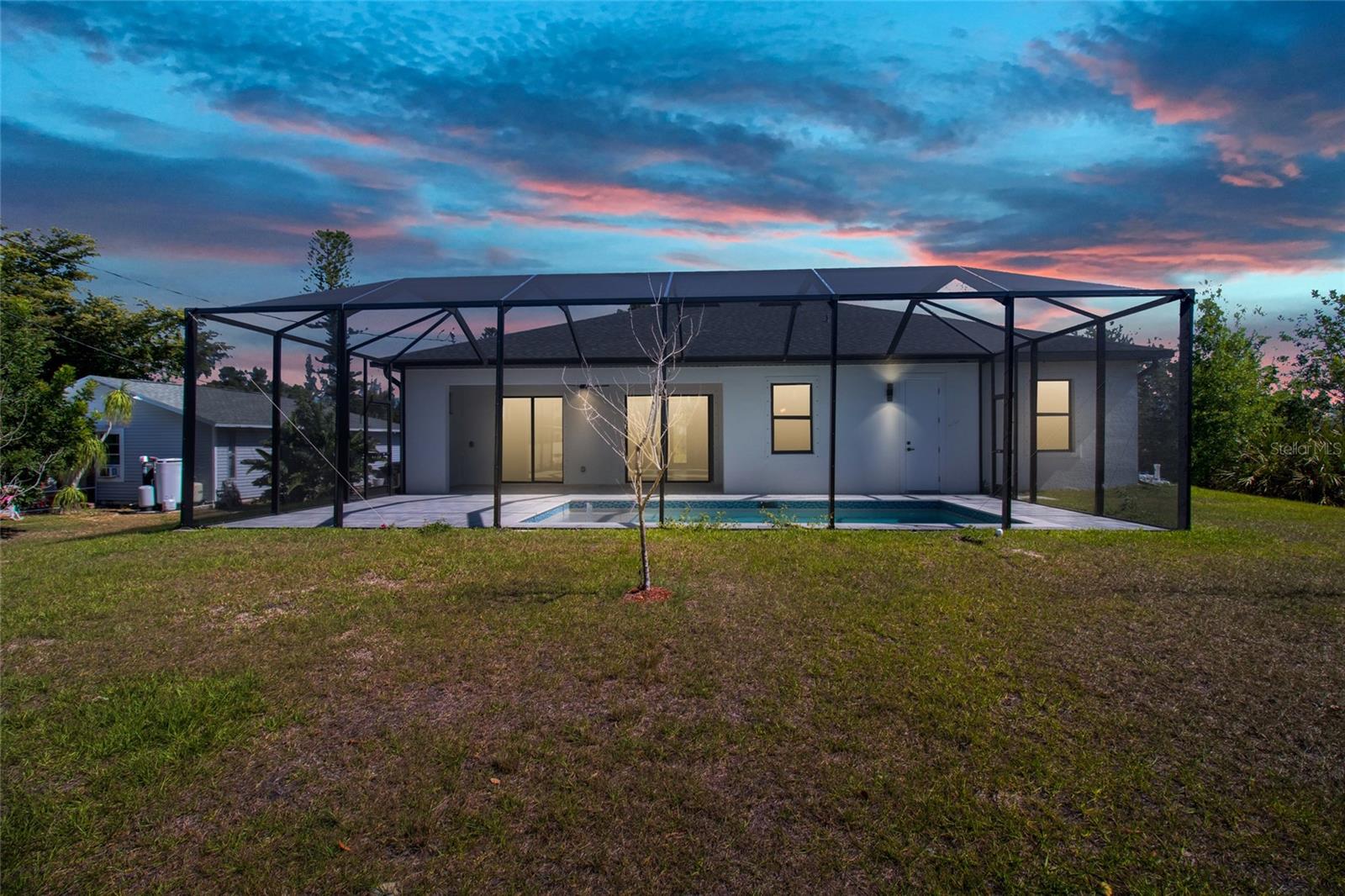 2032 NE 20TH TER, CAPE CORAL, FL, 33909