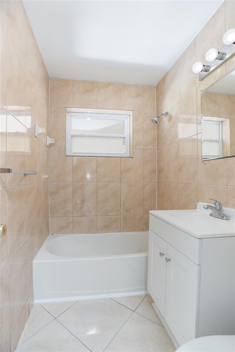 954 CHIPPENDALE ST, DELTONA, FL, 32725