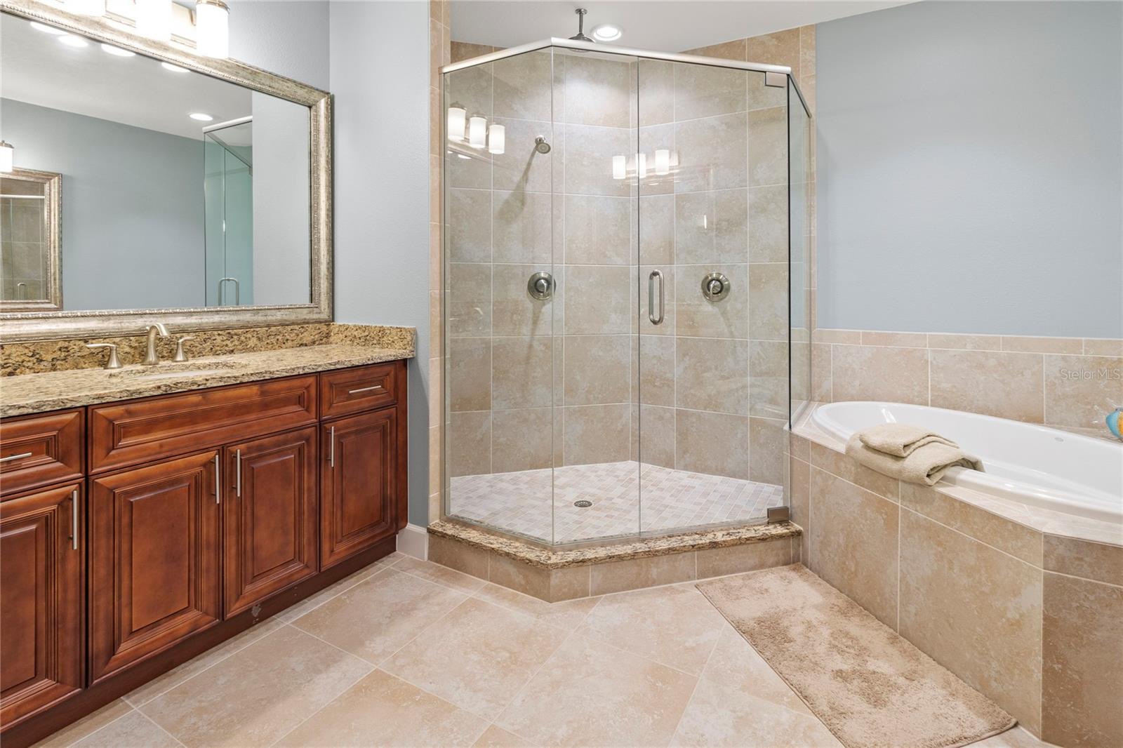 3420 77TH ST W #202, BRADENTON, FL, 34209