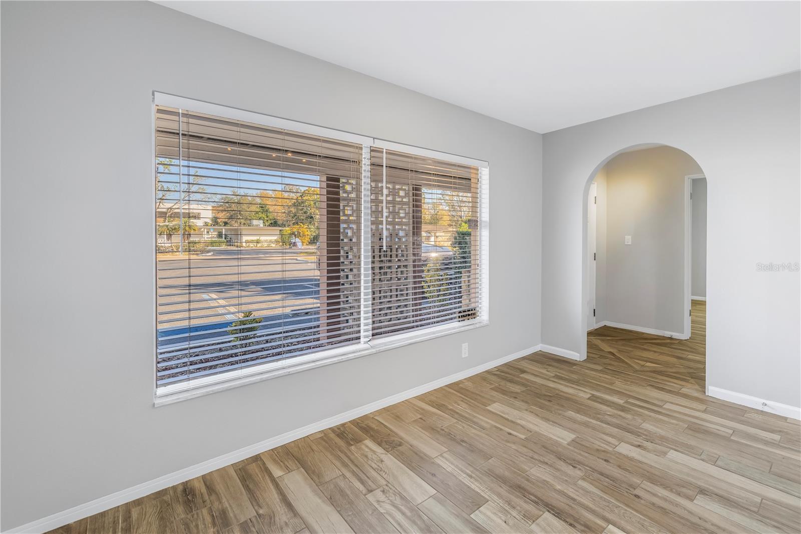6017 DR MARTIN LUTHER KING JR ST N #J, ST PETERSBURG, FL, 33703