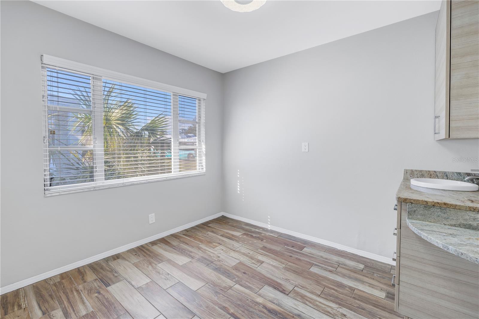 6017 DR MARTIN LUTHER KING JR ST N #J, ST PETERSBURG, FL, 33703