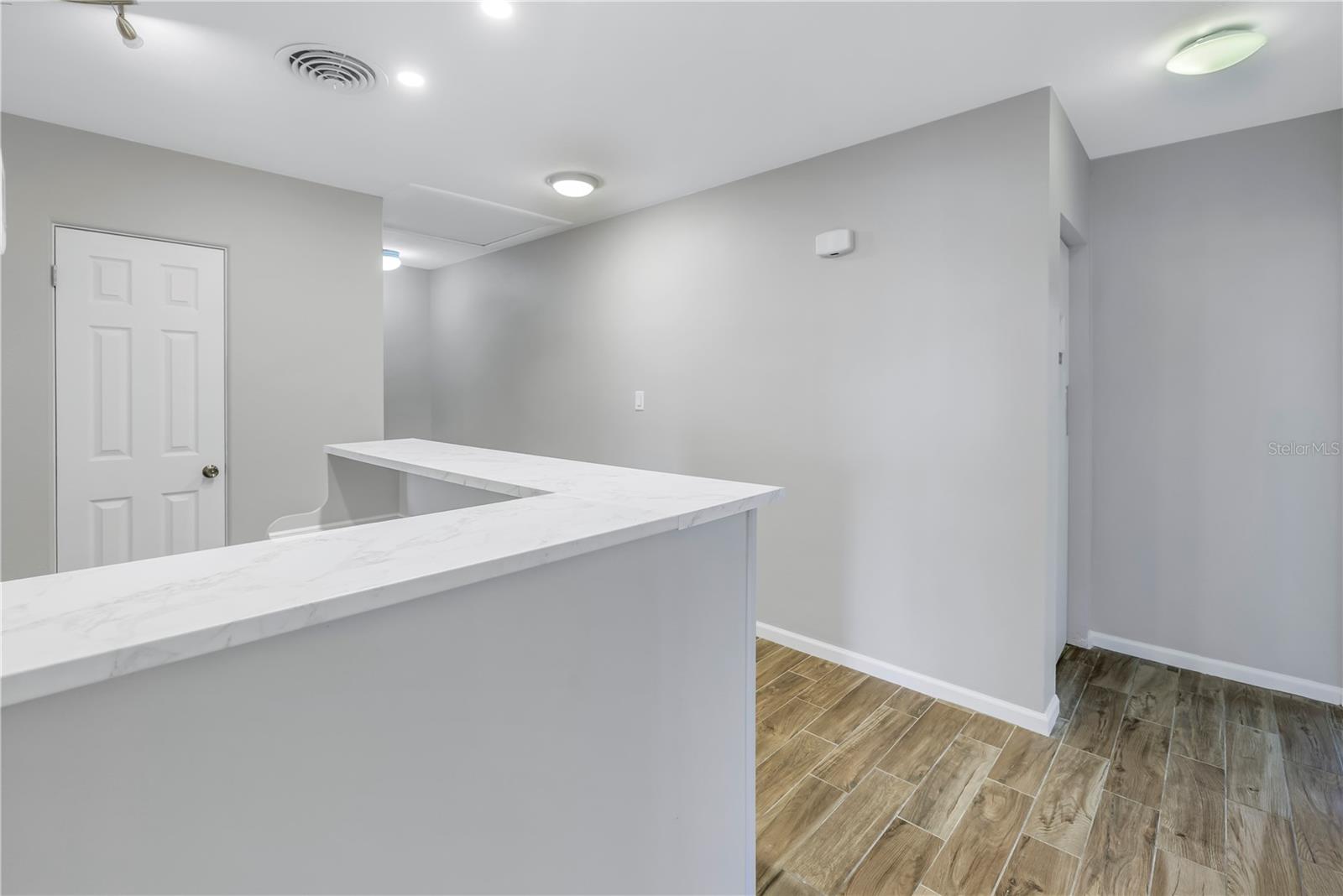 6017 DR MARTIN LUTHER KING JR ST N #J, ST PETERSBURG, FL, 33703