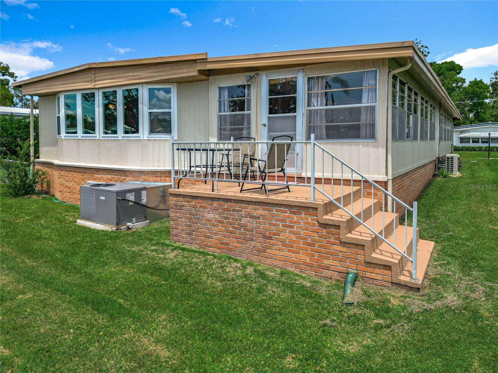 12706 LAKE DORA CIR, TAVARES, FL, 32778