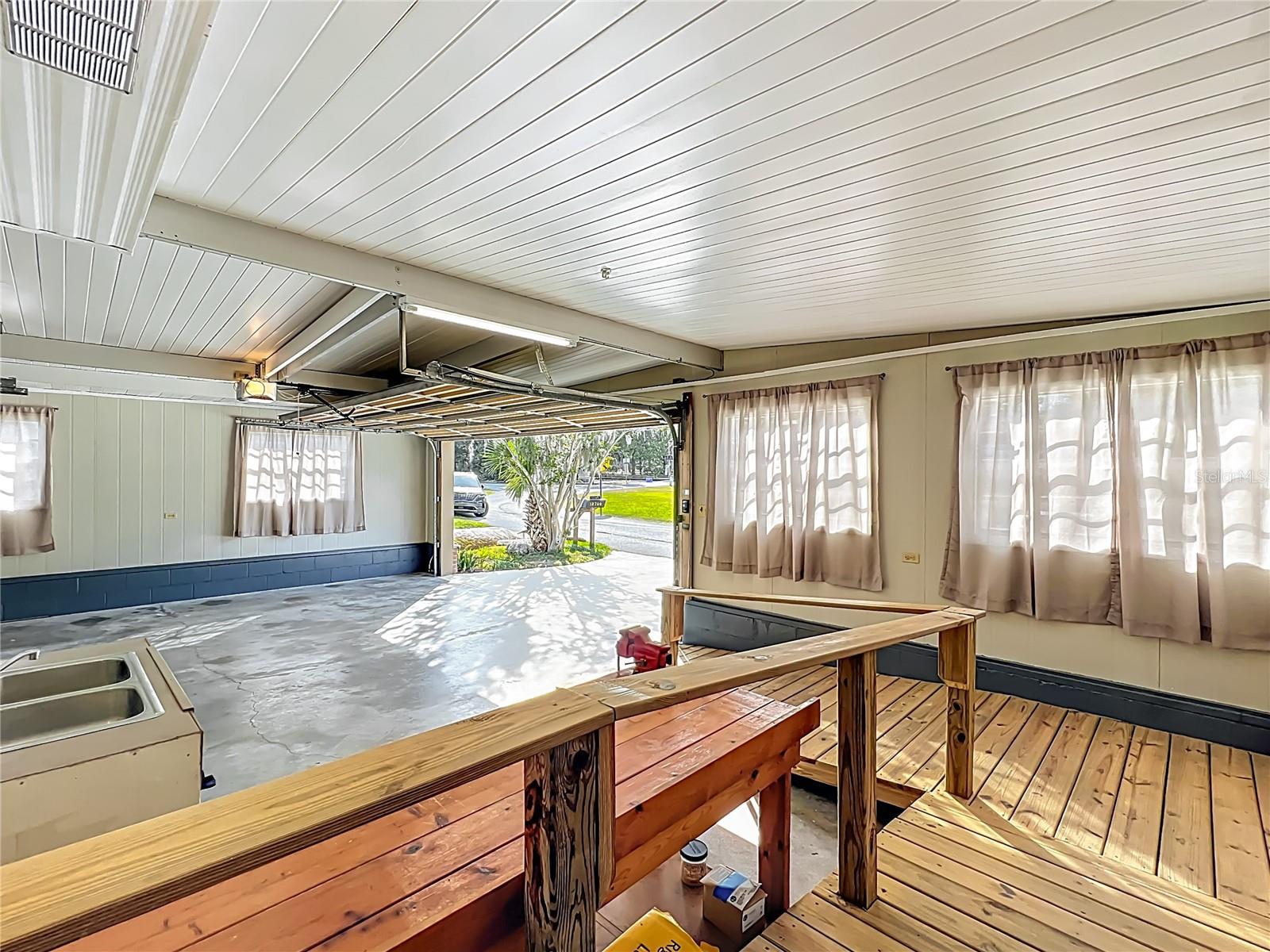 12706 LAKE DORA CIR, TAVARES, FL, 32778
