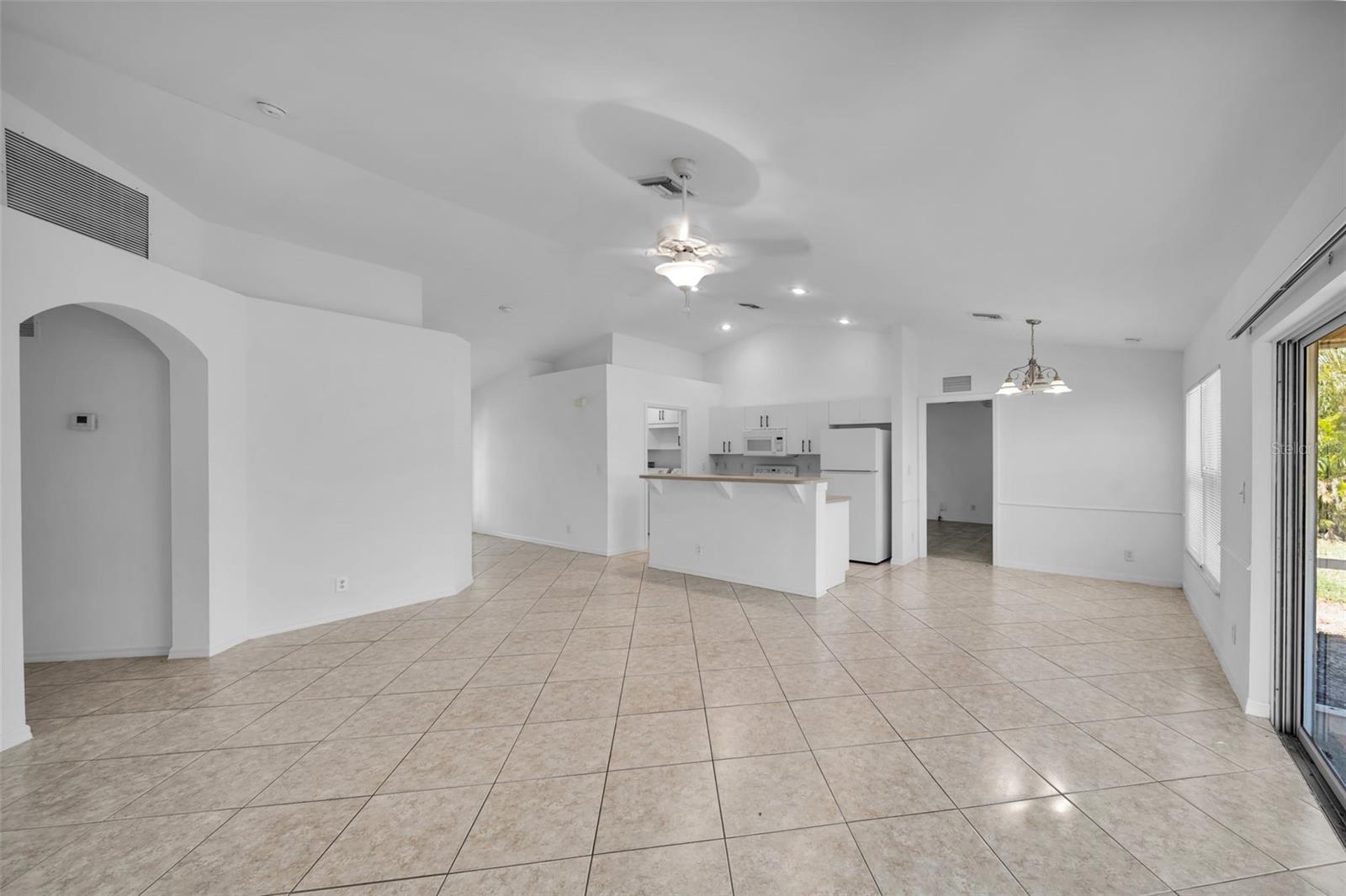 1317 NE 1ST PL, CAPE CORAL, FL, 33909