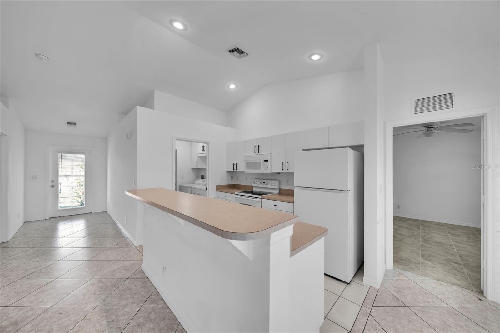 1317 NE 1ST PL, CAPE CORAL, FL, 33909