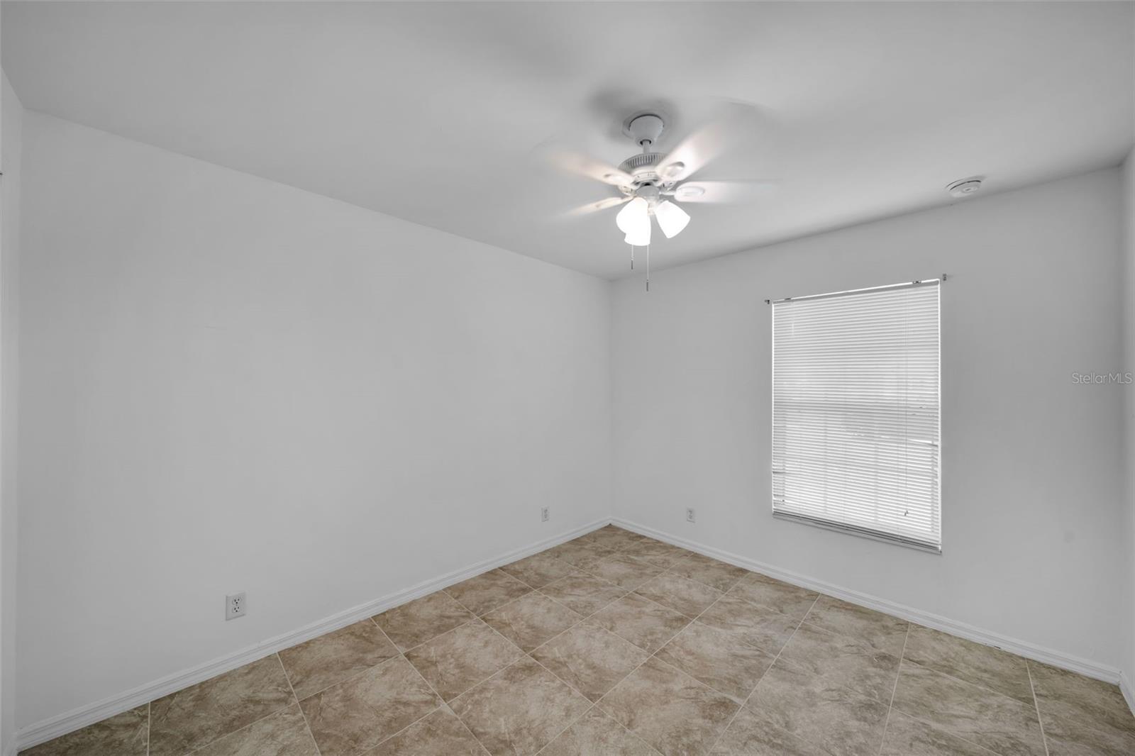 1317 NE 1ST PL, CAPE CORAL, FL, 33909